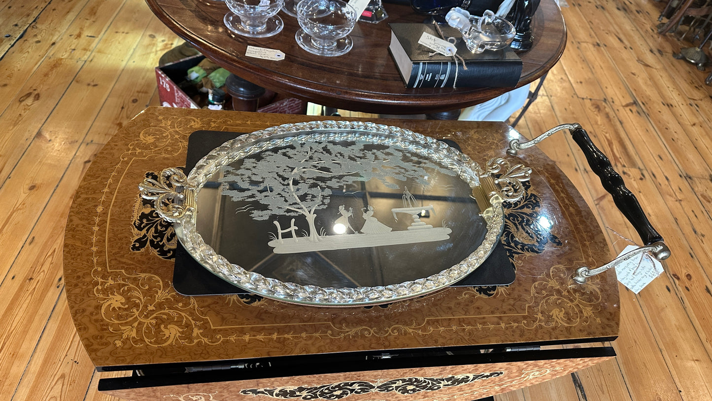 Classic vintage Italian Venetian/ Murano glass mirrored tray (mid-century, circa 1950s-1960s).