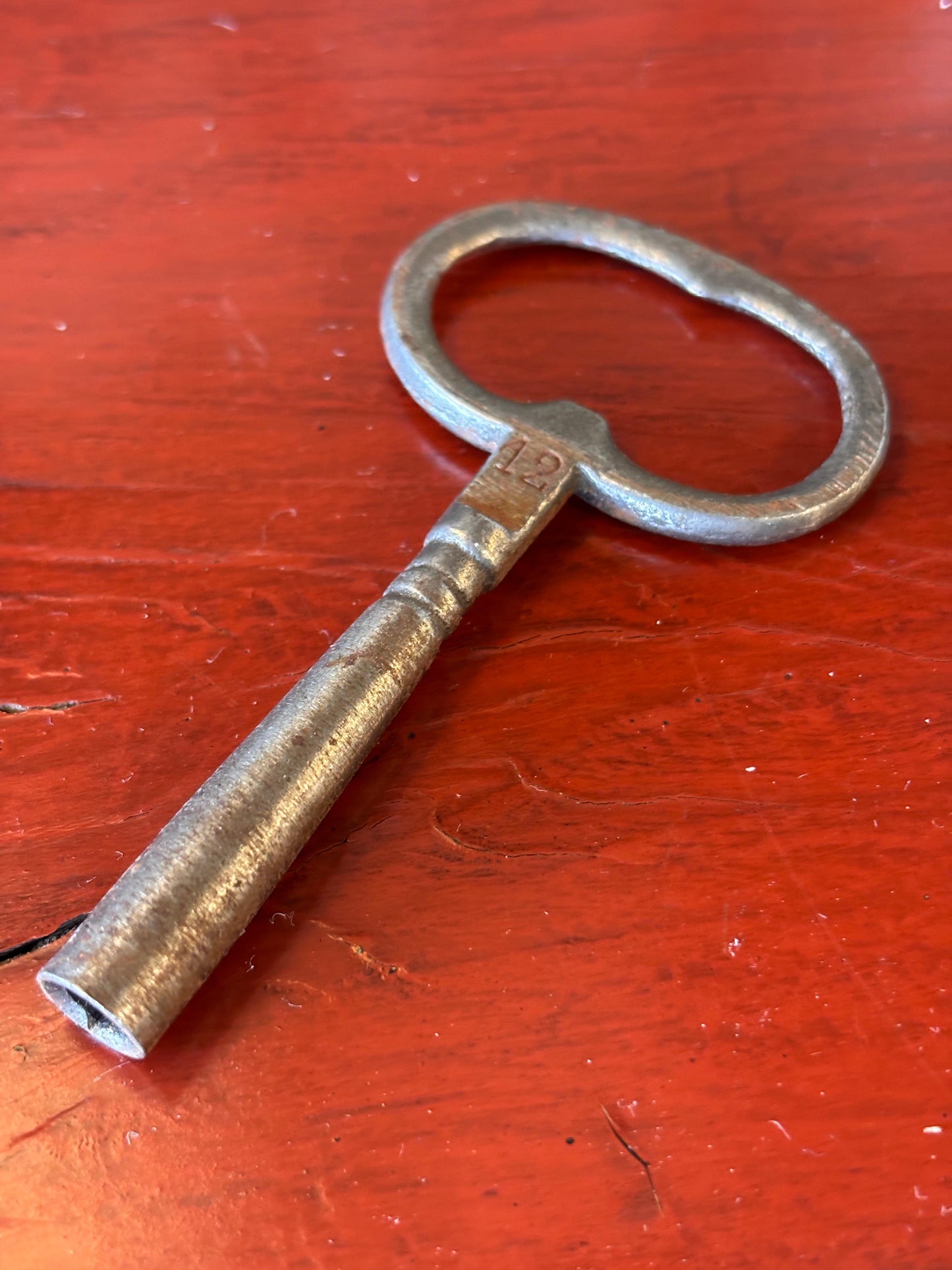 French Antique Marble Figural Clock Garniture – “Rencontre au Puits” by E. Groleau c.1890 – SCAPH Cluses Movement (Not Running)