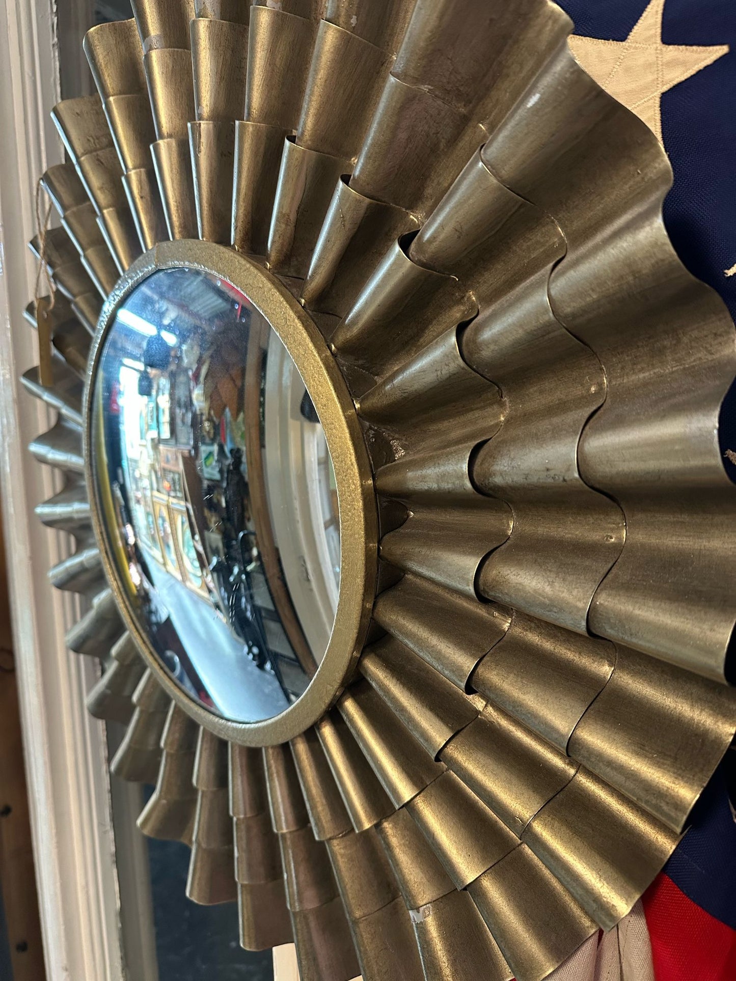 Circular Convex Butlers Mirror, Metal Frame