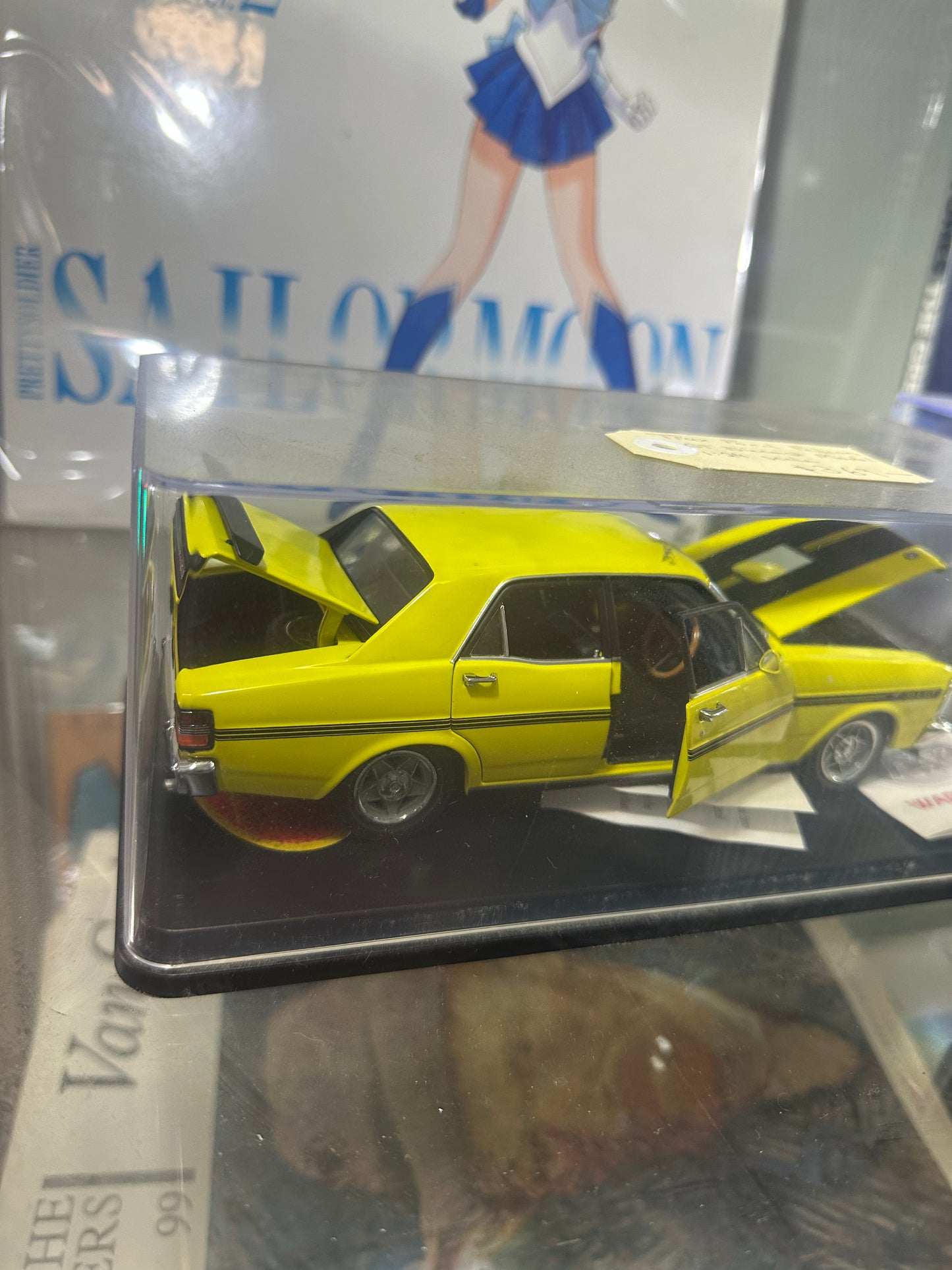 Trax 1:24 Scale 1971 Ford XY Falcon GT-HO Phase III Diecast Model - Yellow Ochre
