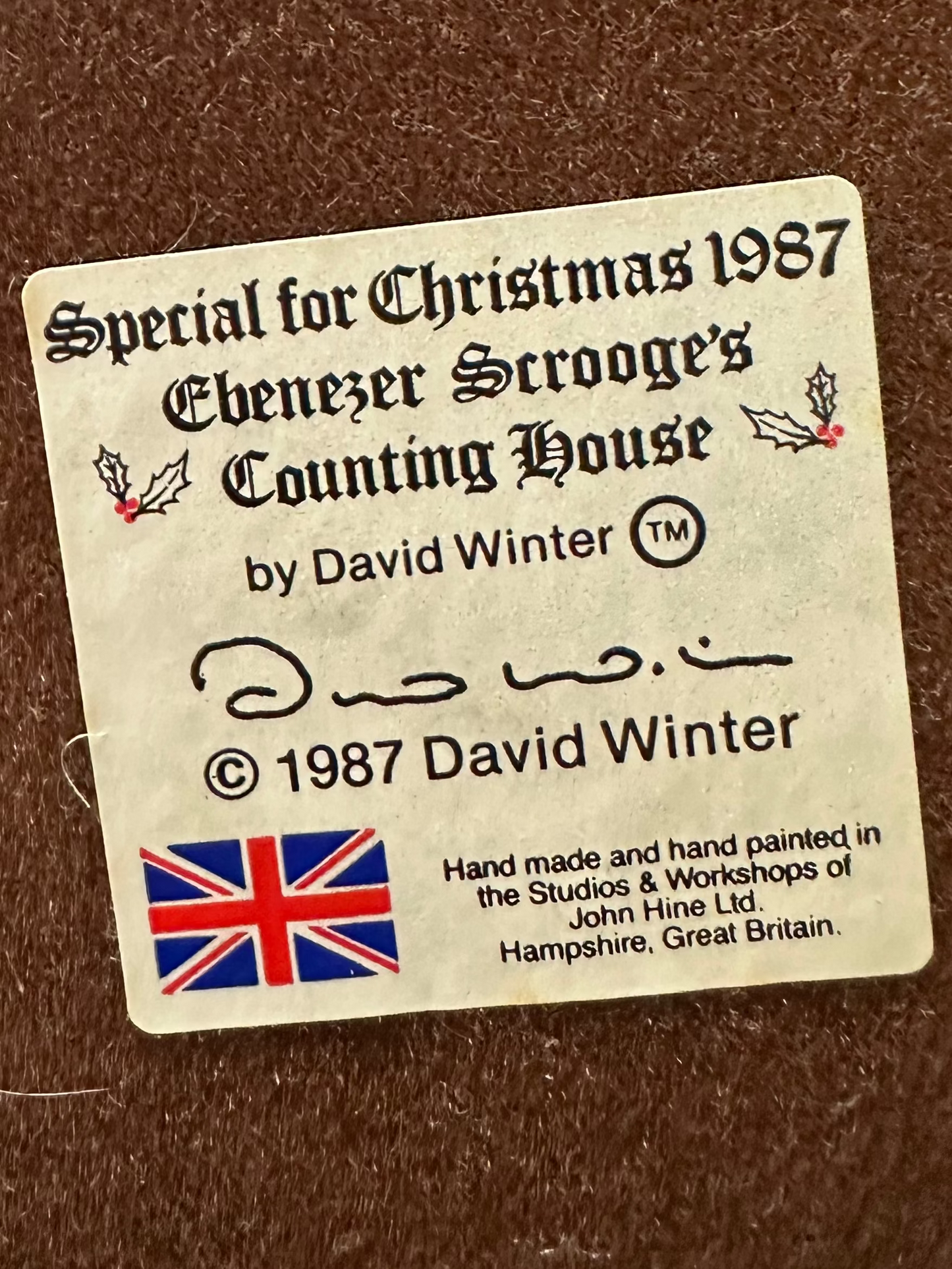 Vintage David Winter Cottage 1987 Ebenezer Scrooge's Counting House Christmas Collectible
