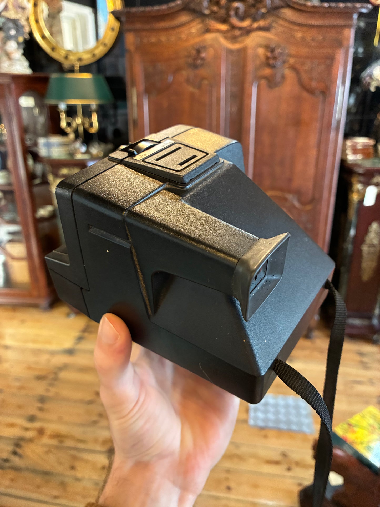 Polaroid Sonar AutoFocus 5000 Land Camera (SX-70 Film)