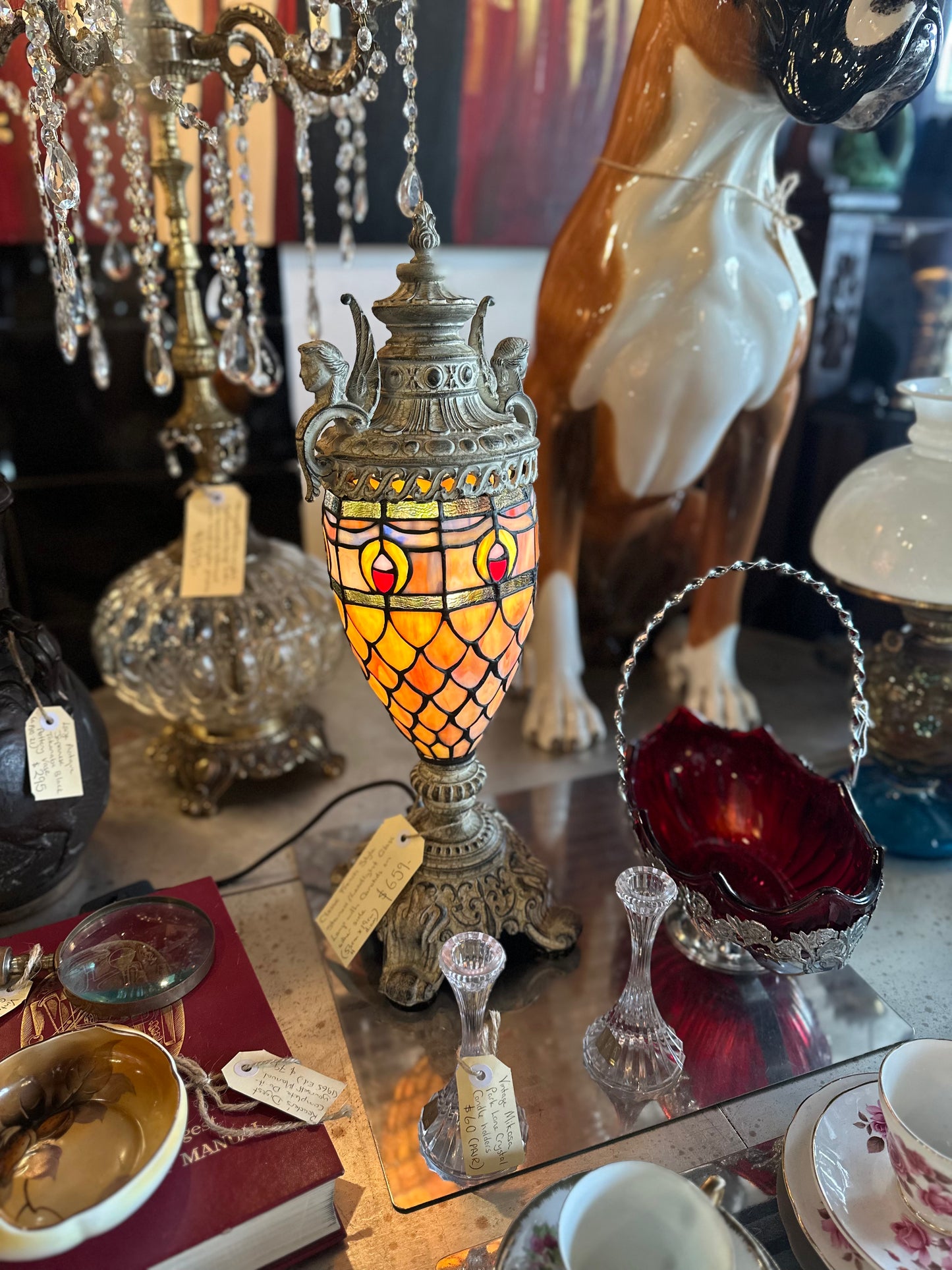 Classic French Style Stained Leadlight Glass Table Lamp with Caryatids