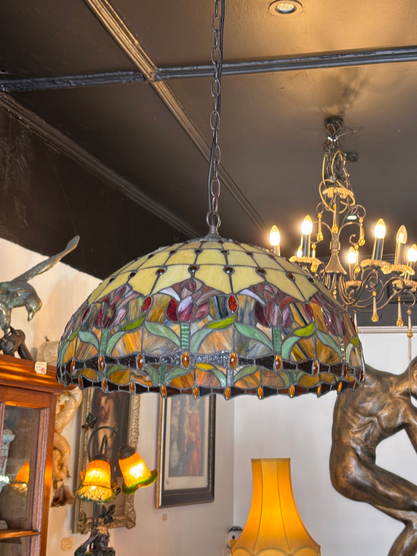 Large Tiffany Style Stained Glass Pendant Light – Floral Dome – 50 cm Vintage Hanging Lamp