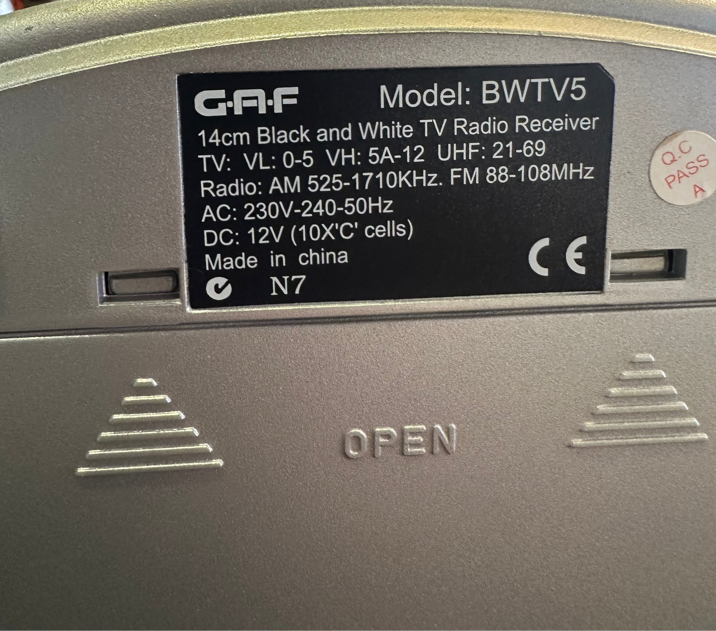 Vintage GAF BWTV5 Portable Space Age 14cm B&W TV & Radio Receiver - Silver Retro Gaming Monitor