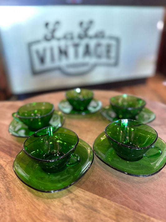 Vintage Vereco coffee/teacups and saucers x5