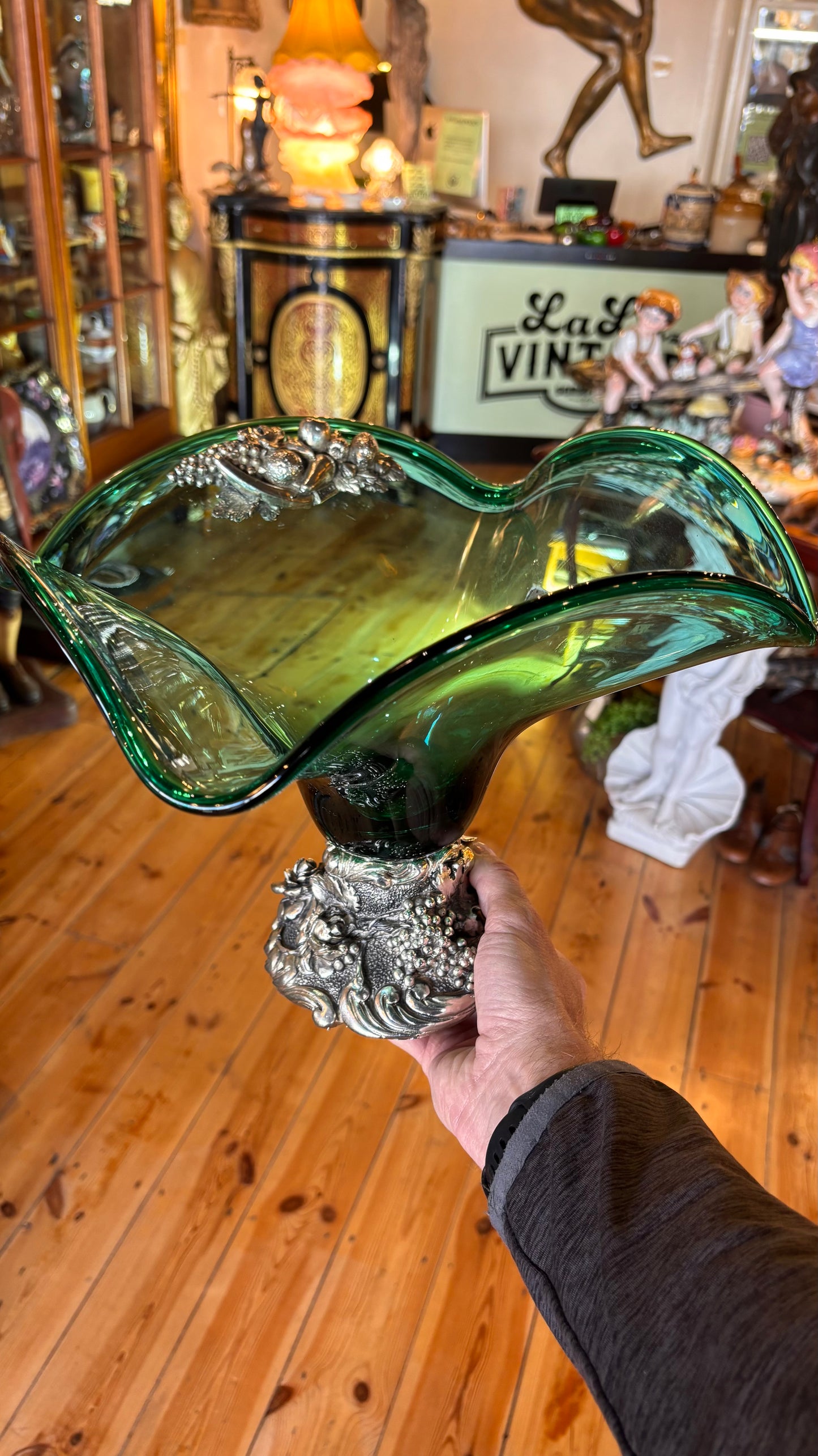 Vintage Italian Green Glass Centerpiece Bowl with Silver Base – Robean – Handcrafted Rococo Style, 35cm