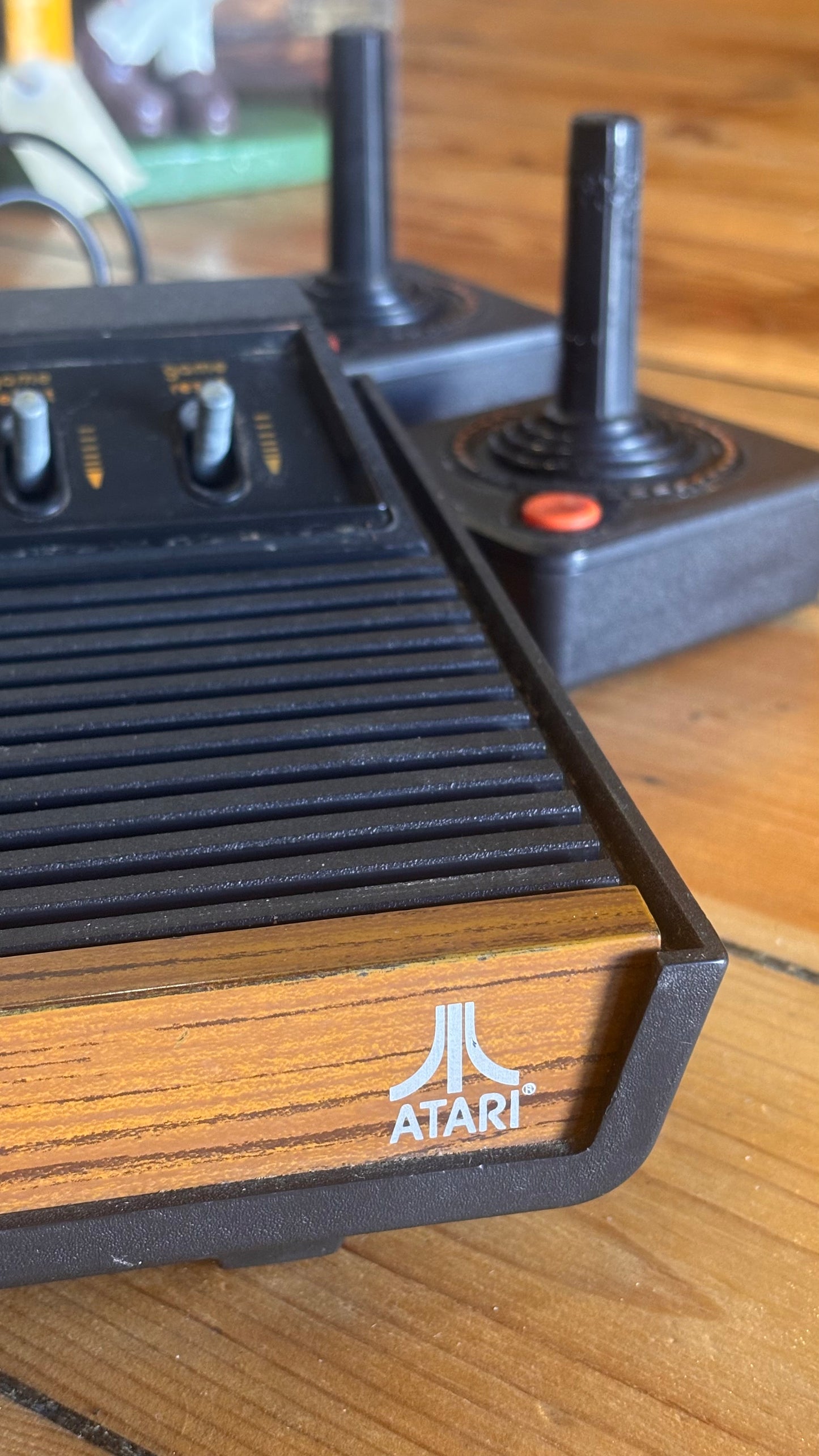 Vintage Atari 2600 “Heavy Sixer” Console + Original PSU + Joysticks | Tested