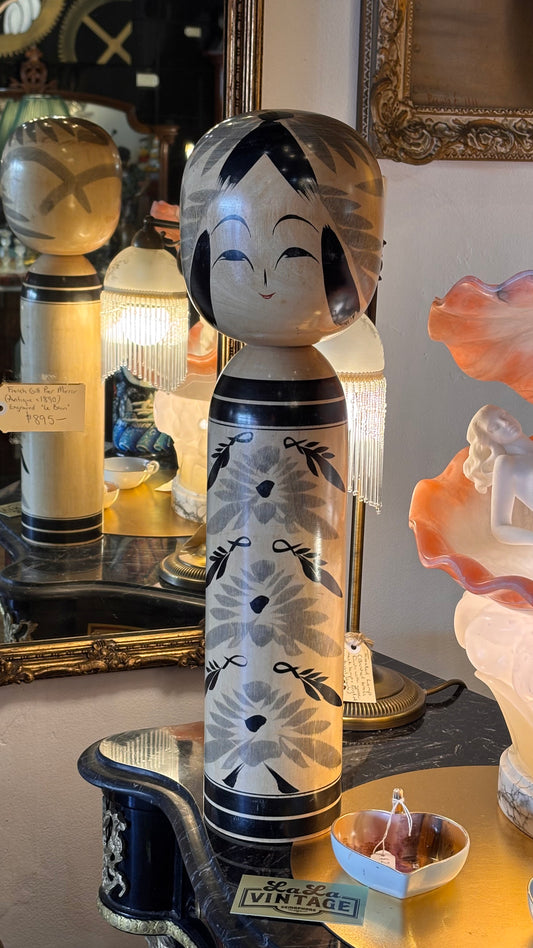 Vintage Japanese Kokeshi Doll – 54cm Naruko Style by Shinzō (c. 1950s–60s)