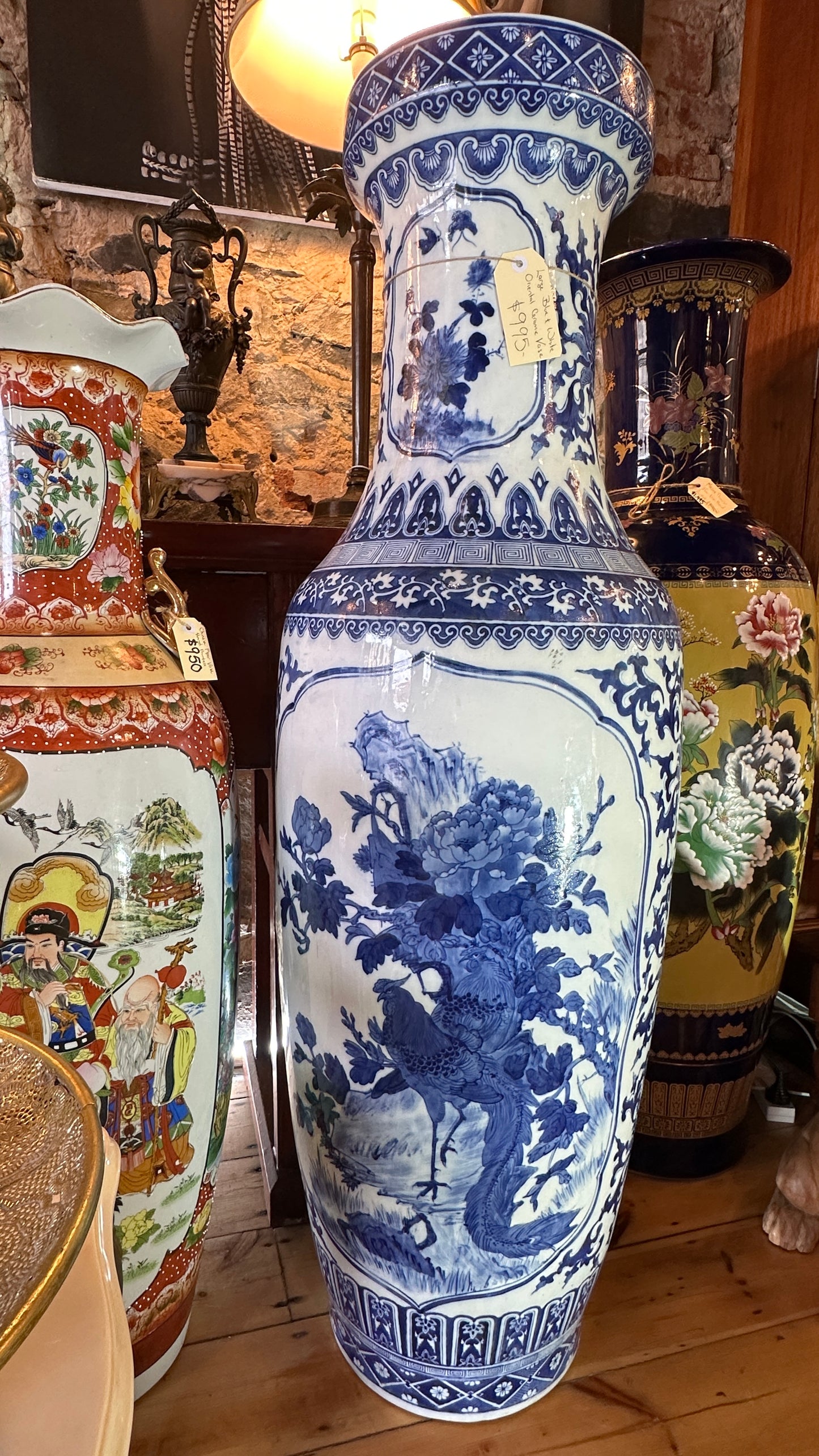 Very large ceramic blue and white oriental vase (H 130 cm)