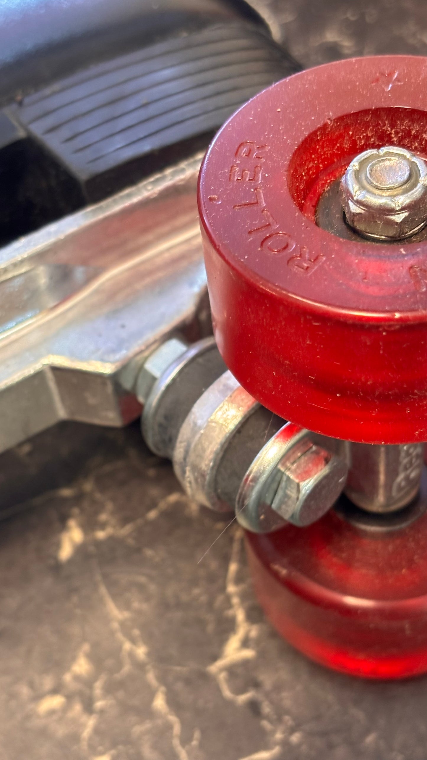 Vintage 70s Rokin’ Roller Skates UK 9 | BON Red Wheels & Regular II Trucks | Boxed