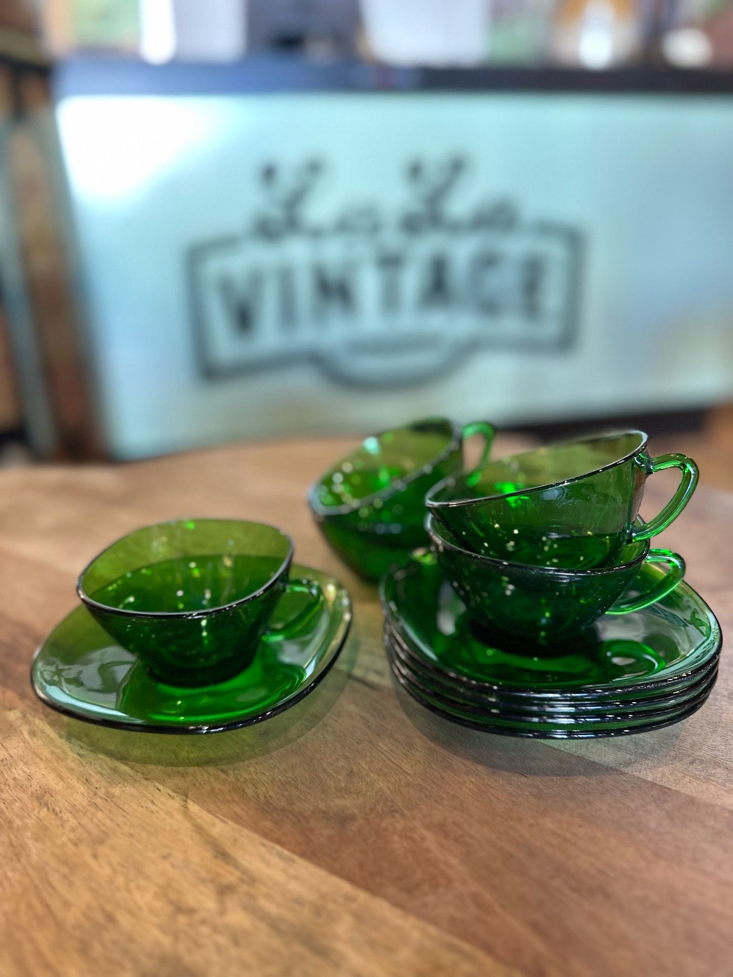 Vintage Vereco coffee/teacups and saucers x5