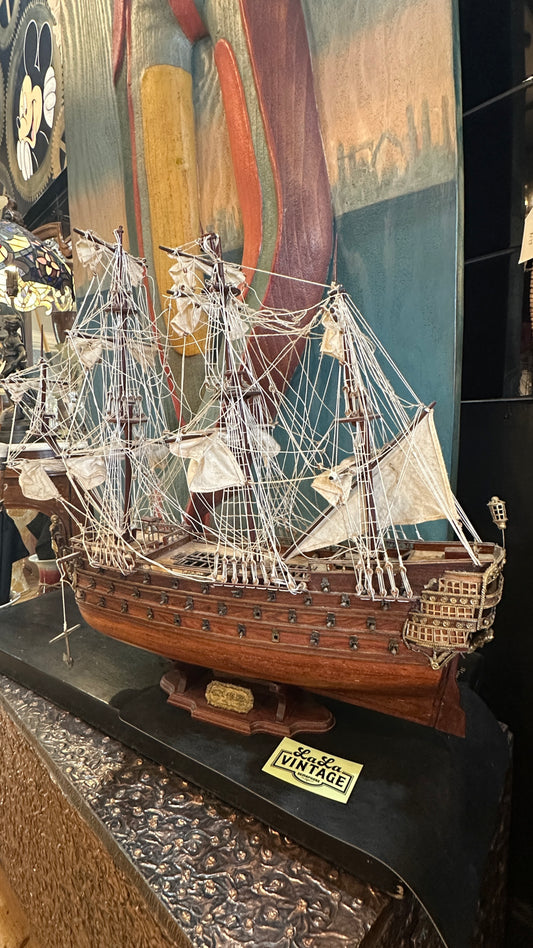 Ship ~. Wooden Model of a Historic 17th Century Warship, featuring intricate detail and craftsmanship
