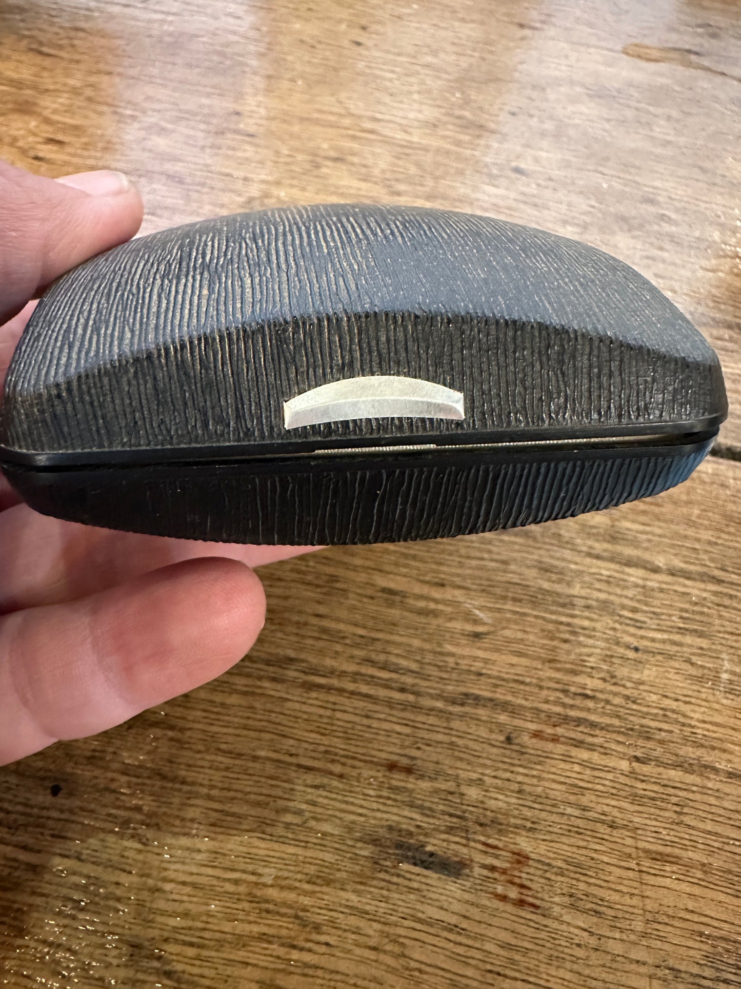 Vintage Ronson Varaflame butane lighter, displayed in its original presentation case.