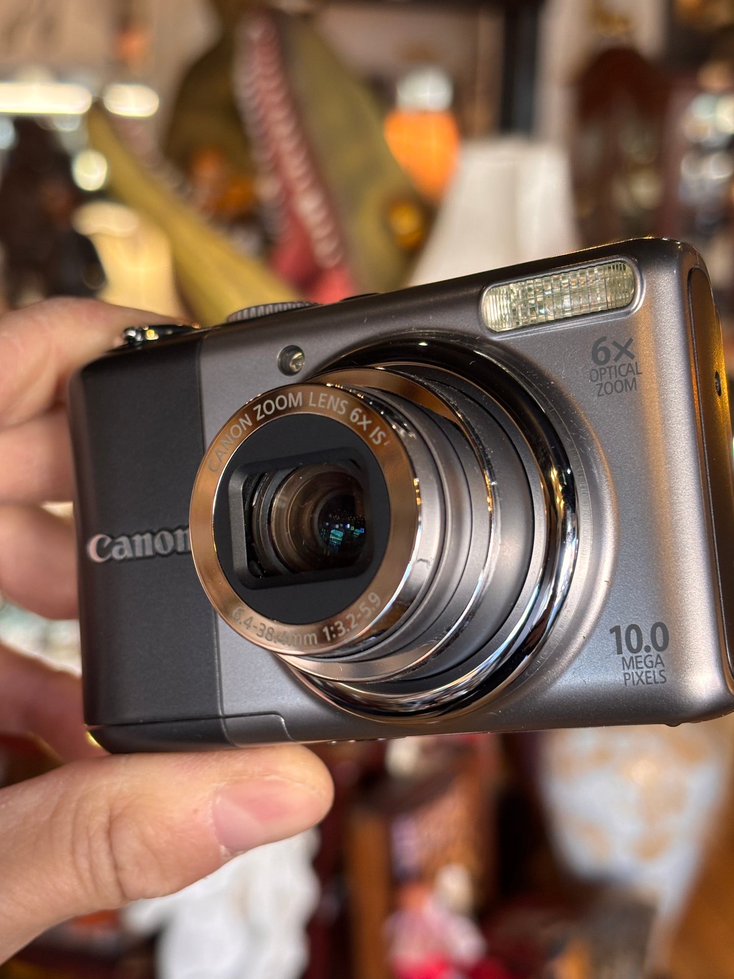 Canon PowerShot A2000 IS Digital Camera – Appears Functional – SD Card Untested – 10MP 6× Zoom