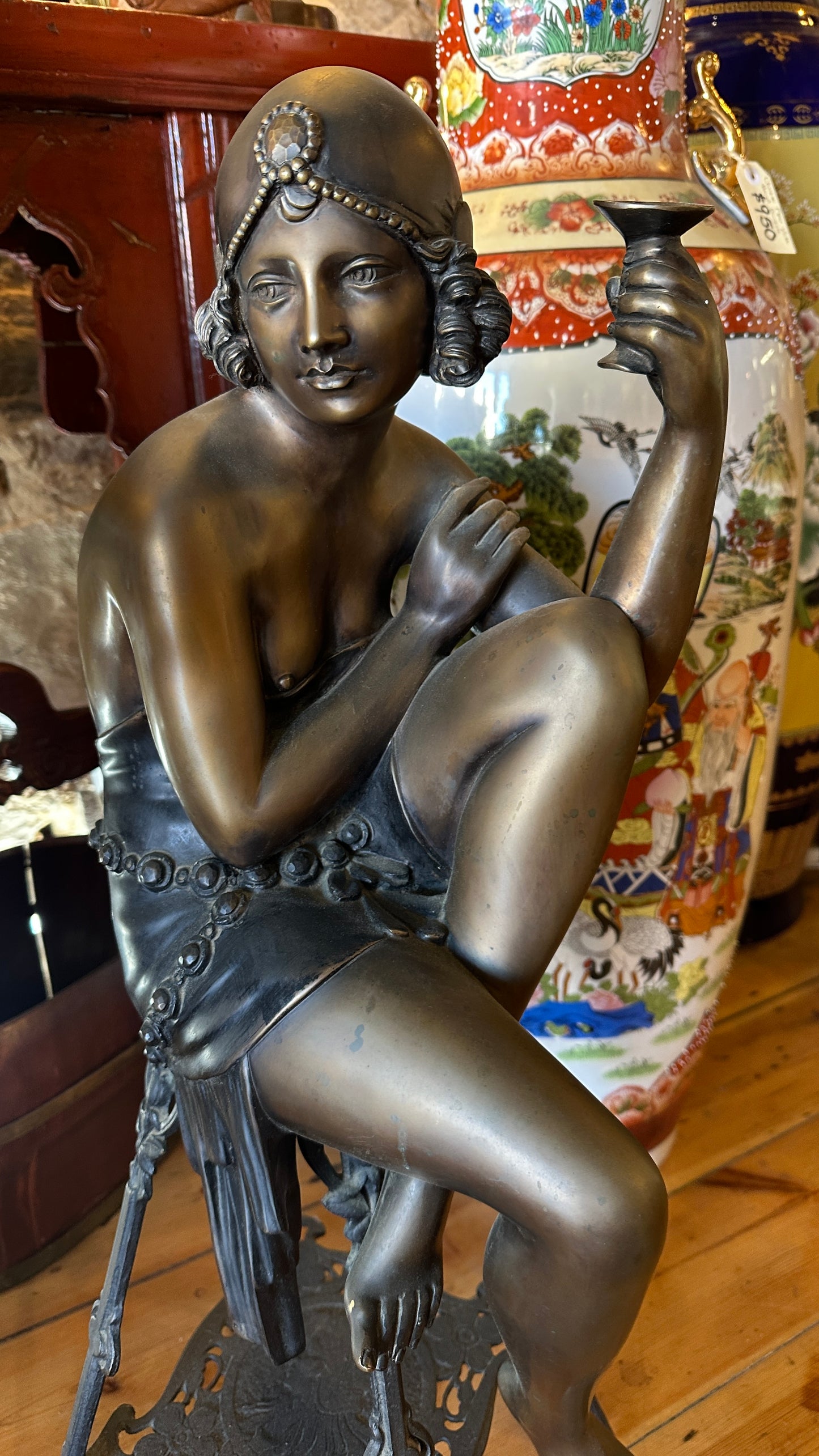 Bronze Art Deco - lady seated on stool, after Ferdinando de Luca (Italy) signed to rear