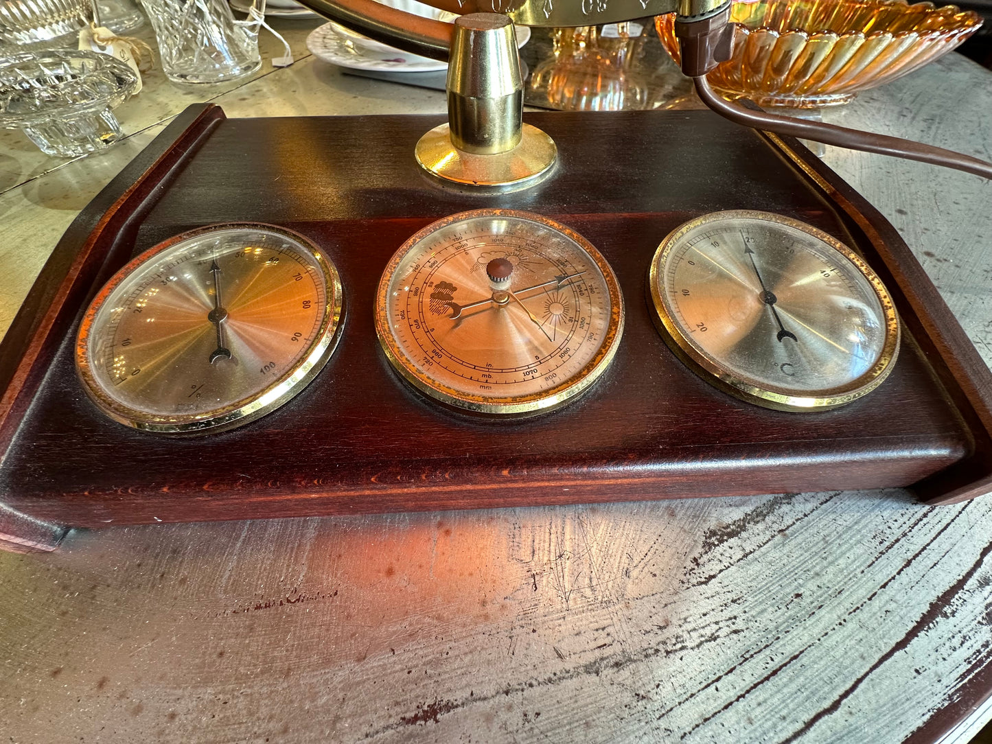 World Globe Lamp with 3 Gauge Weather Station – World Discoverer