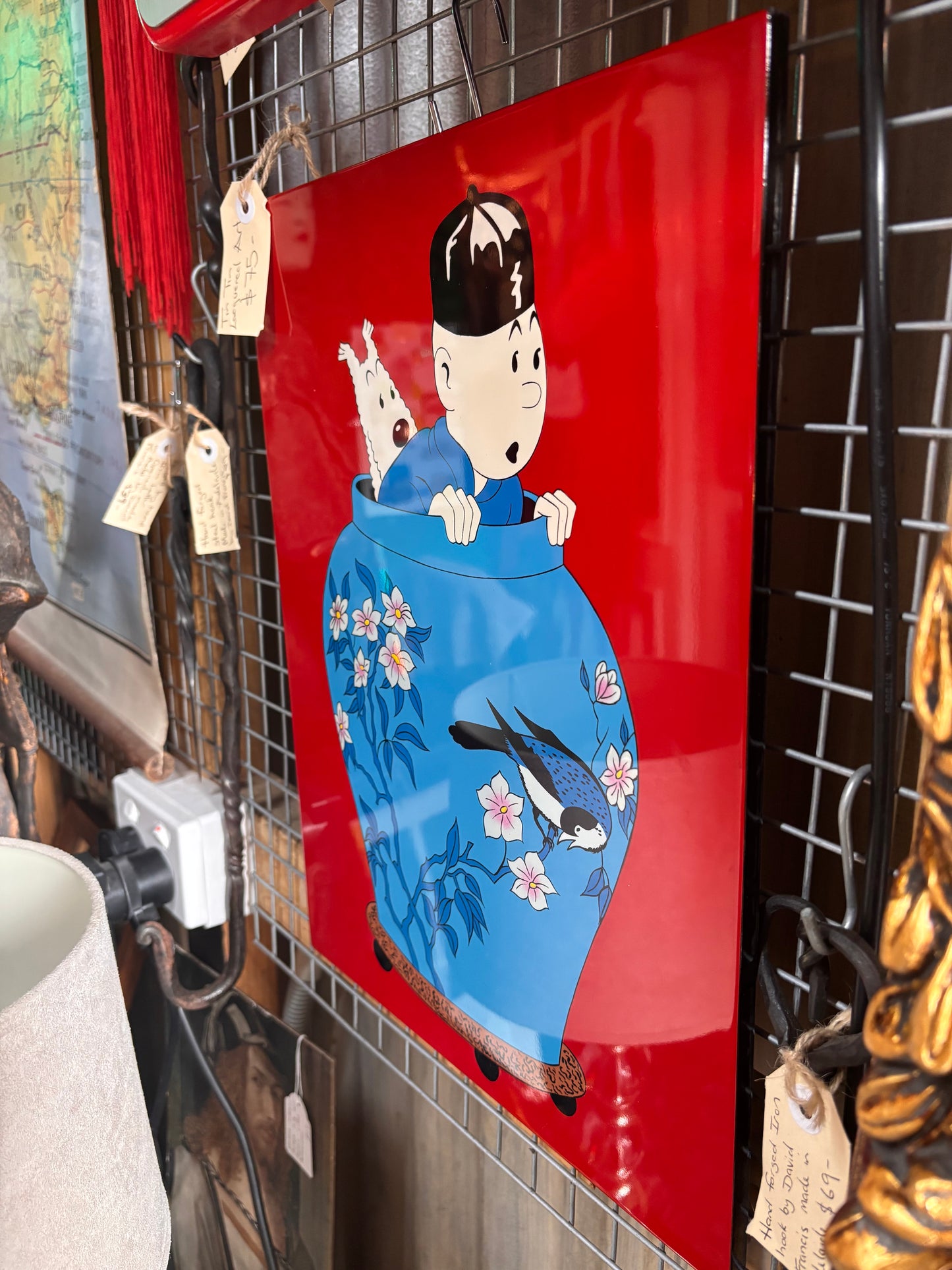 Tintin “The Blue Lotus” Lacquered Wooden Wall Panel – 40×30 cm Hergé Artwork