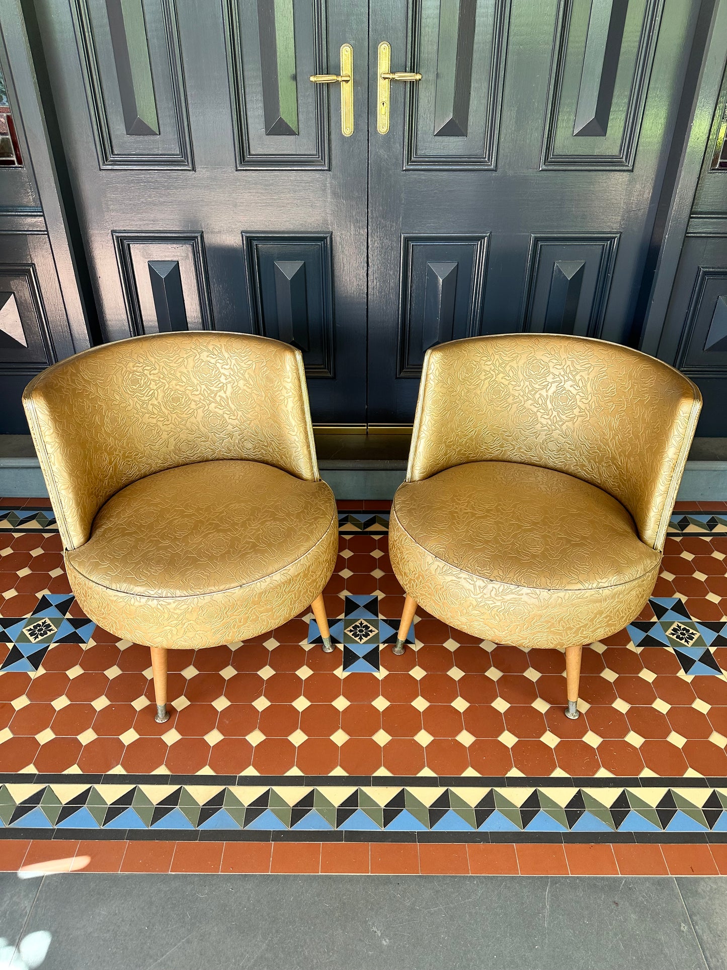 Elegant Mid Century Vinyl Cocktail Armchair (c1950)