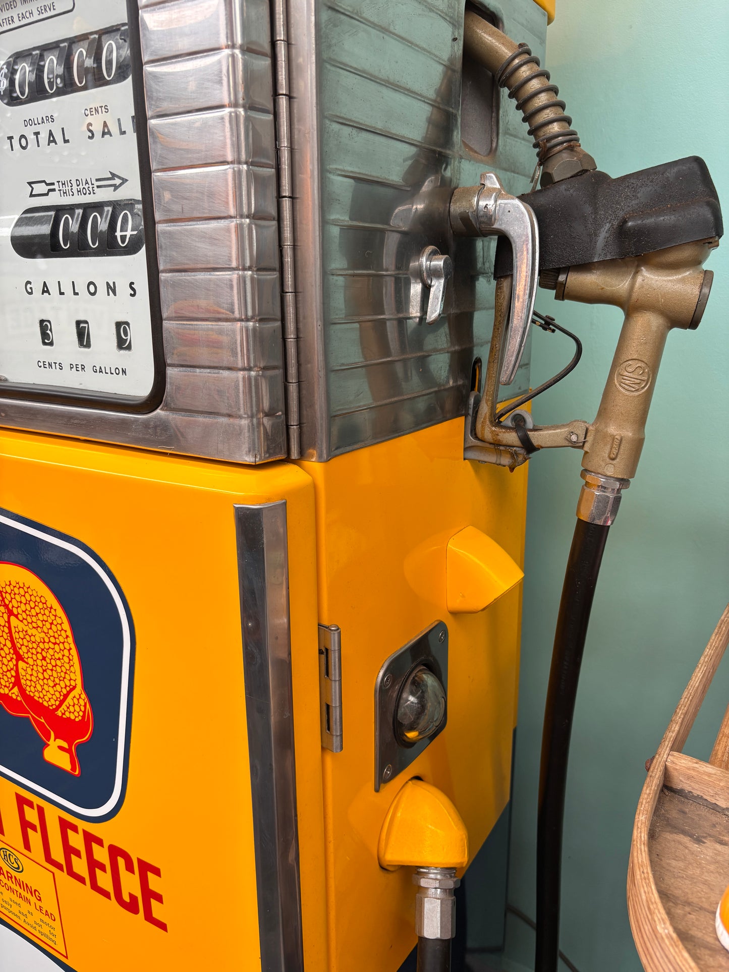 Vintage Wayne Golden Fleece Petrol Bowser Fridge – Rare Dual Hose Service Station Pump