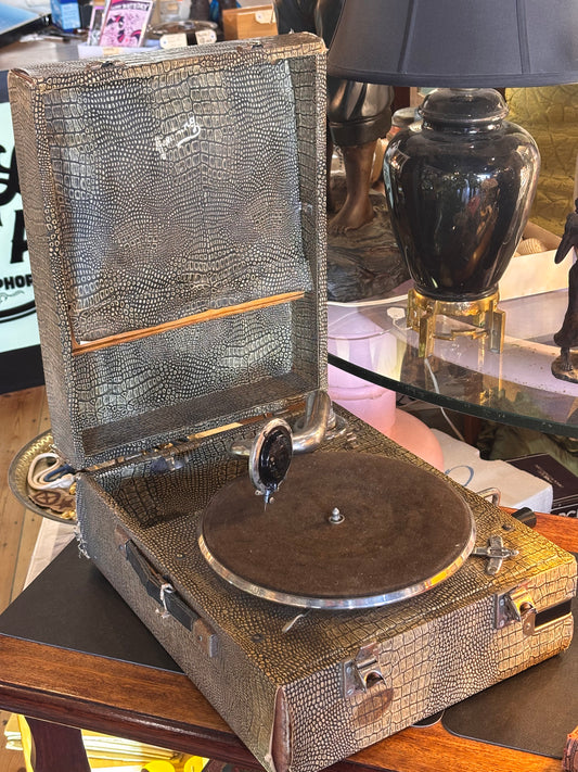 Vintage Goldring Portable Gramophone – 1930s Crocodile-Case Hand-Crank Phonograph