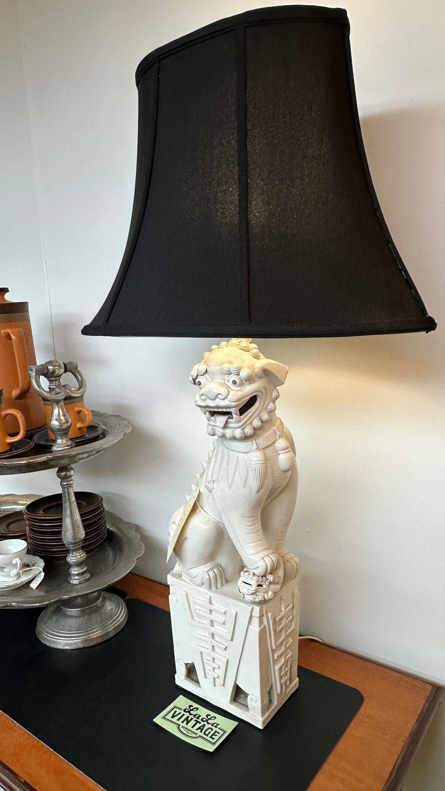 White Glazed Ceramic Foo Dog Lamp