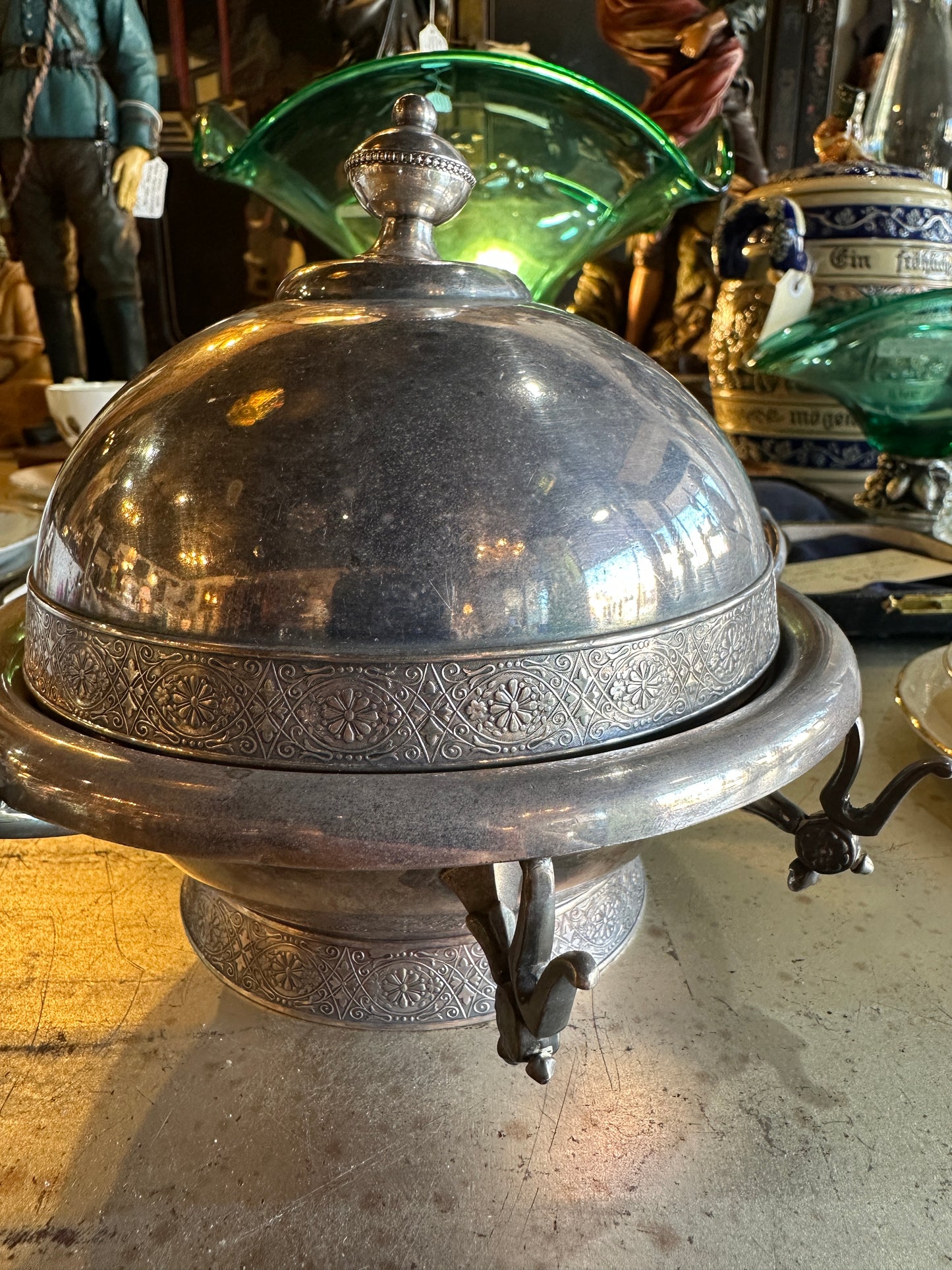 Antique Victorian Meriden 53 Silverplate Quadruple Plate Covered Butter Dish