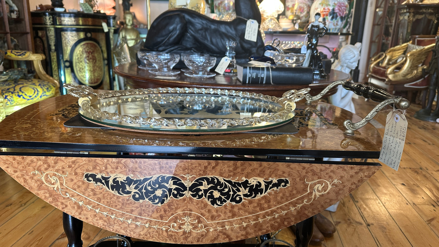 Classic vintage Italian Venetian/ Murano glass mirrored tray (mid-century, circa 1950s-1960s).
