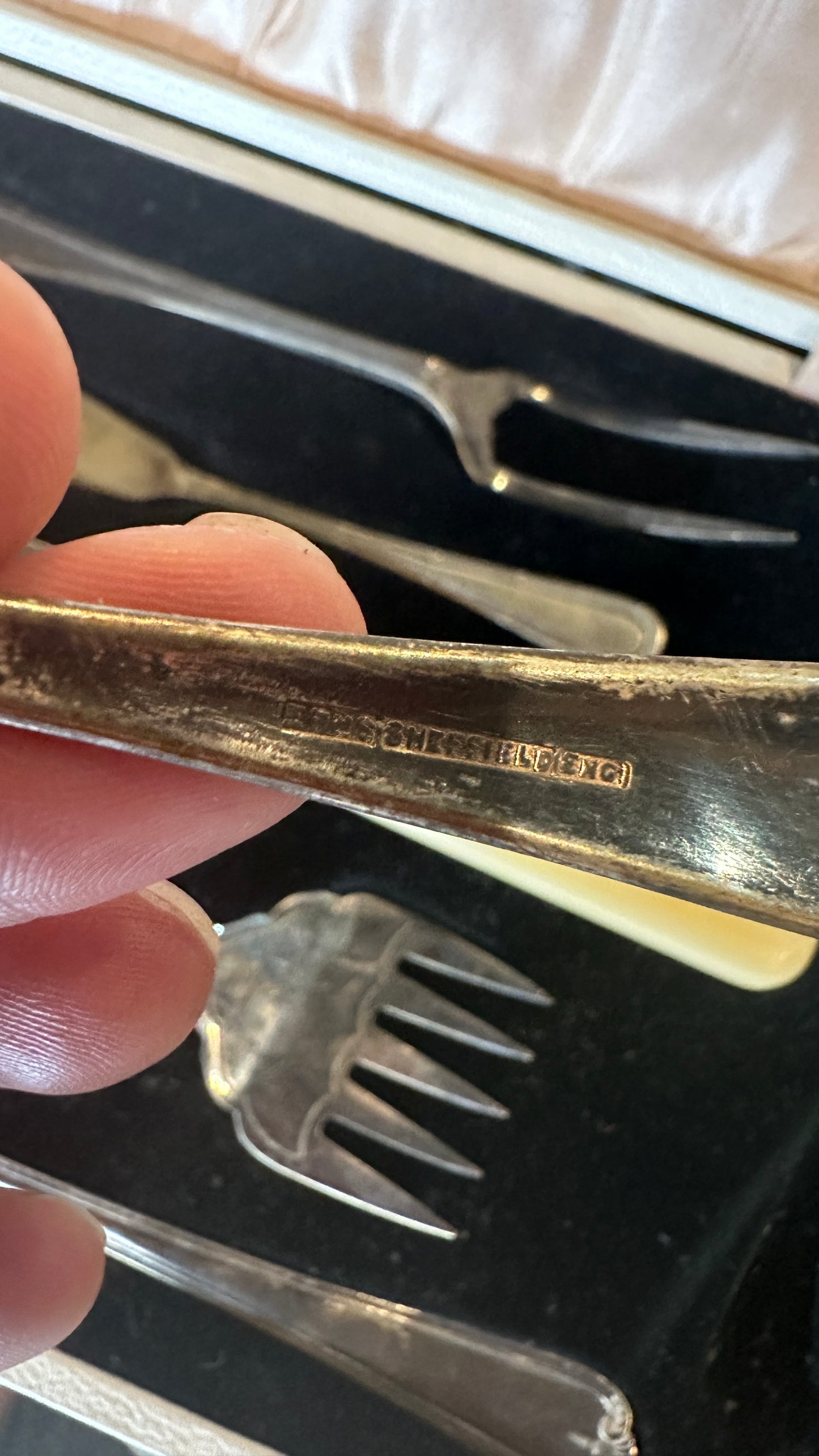 Vintage cased silver-plated serving set, Sheffield England