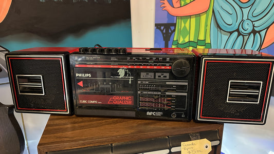 Vintage Philips Cubic Compo (model
D8264) red and black radio cassette recorder(1980s)