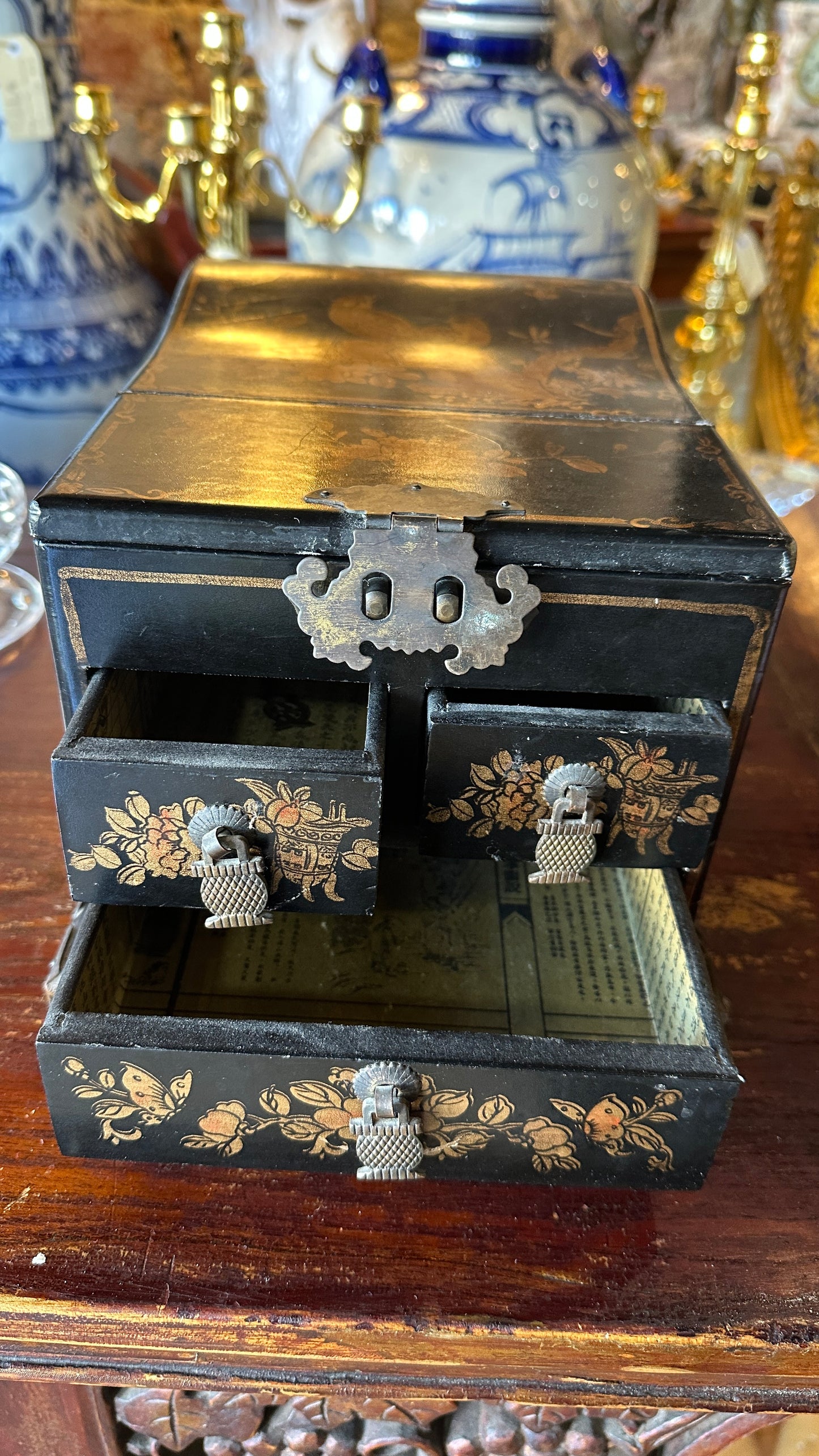 Vintage Chinese Black Lacquer Vanity Box with Folding Mirror & Drawers – Chinoiserie Jewellery Chest