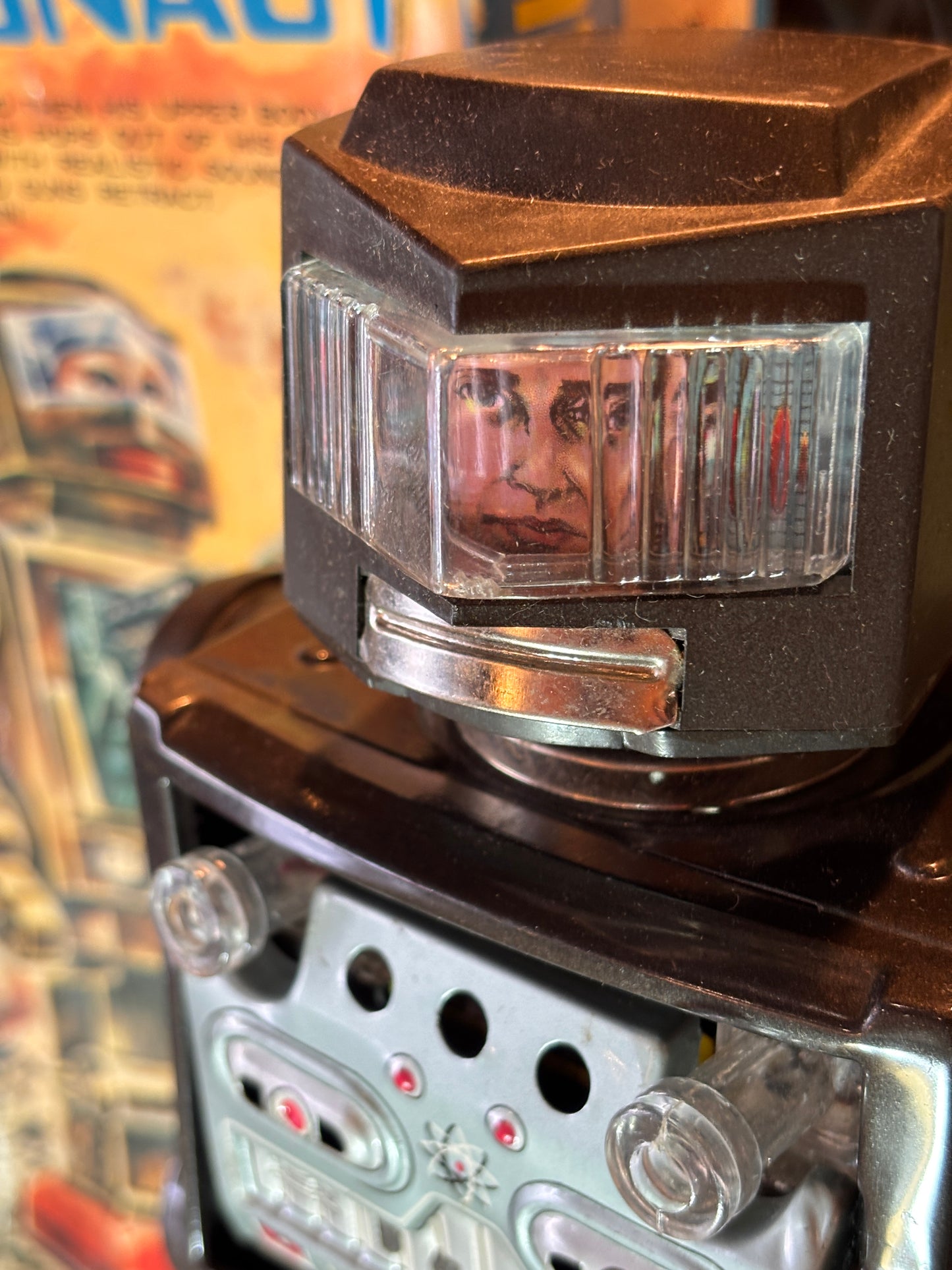 Vintage 1960s Swivel-o-Matic Astronaut Robot – Battery Operated – Made in Japan – Boxed 29cm