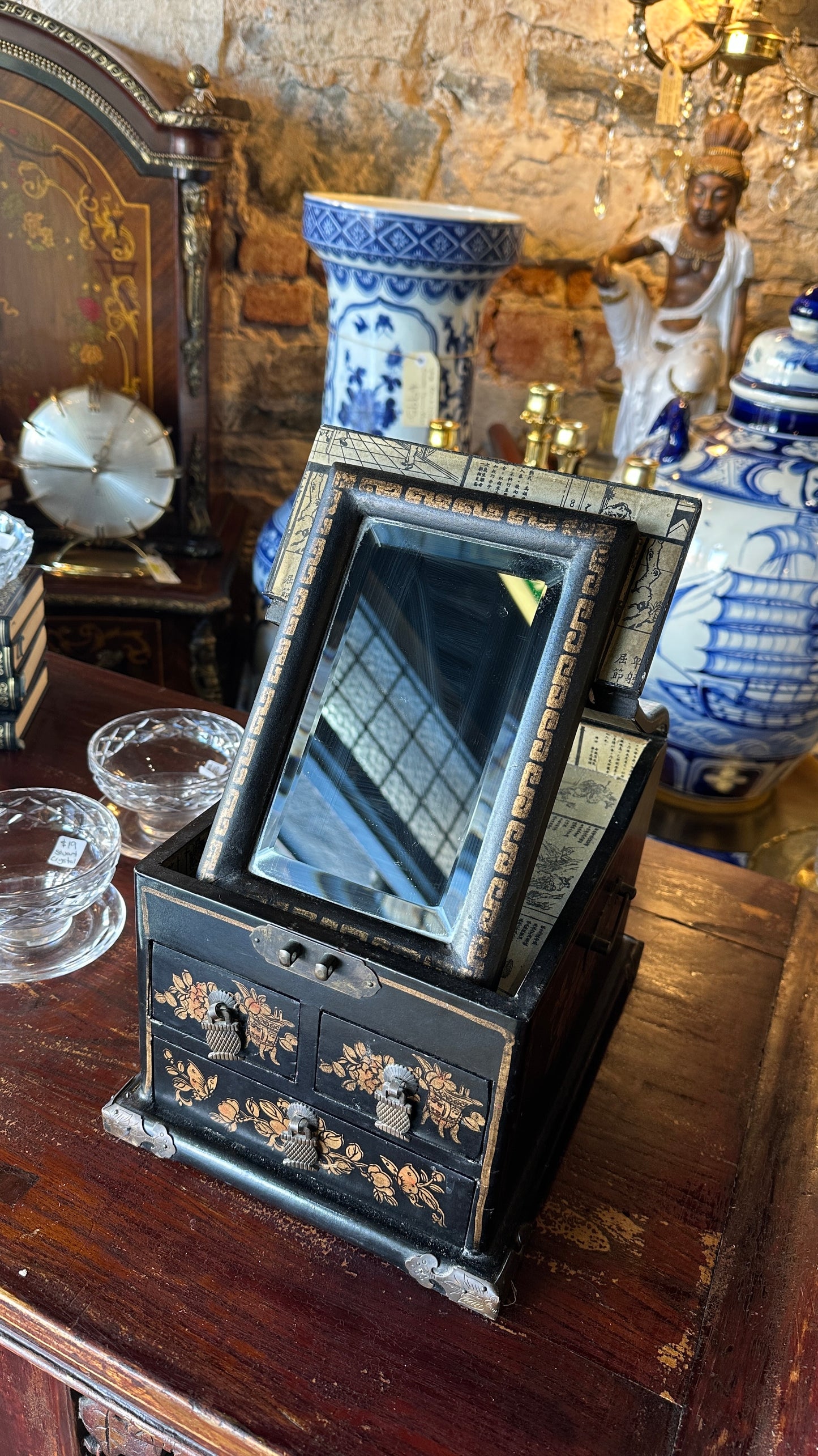 Vintage Chinese Black Lacquer Vanity Box with Folding Mirror & Drawers – Chinoiserie Jewellery Chest