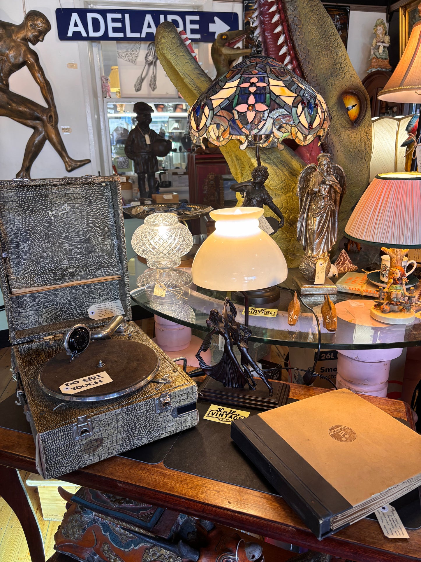 Art Deco Style Bronze Dancer Lamp – Vintage Figural Table Lamp with Frosted Glass Shade