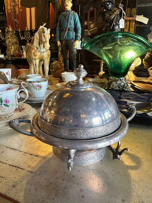 Antique Victorian Meriden 53 Silverplate Quadruple Plate Covered Butter Dish