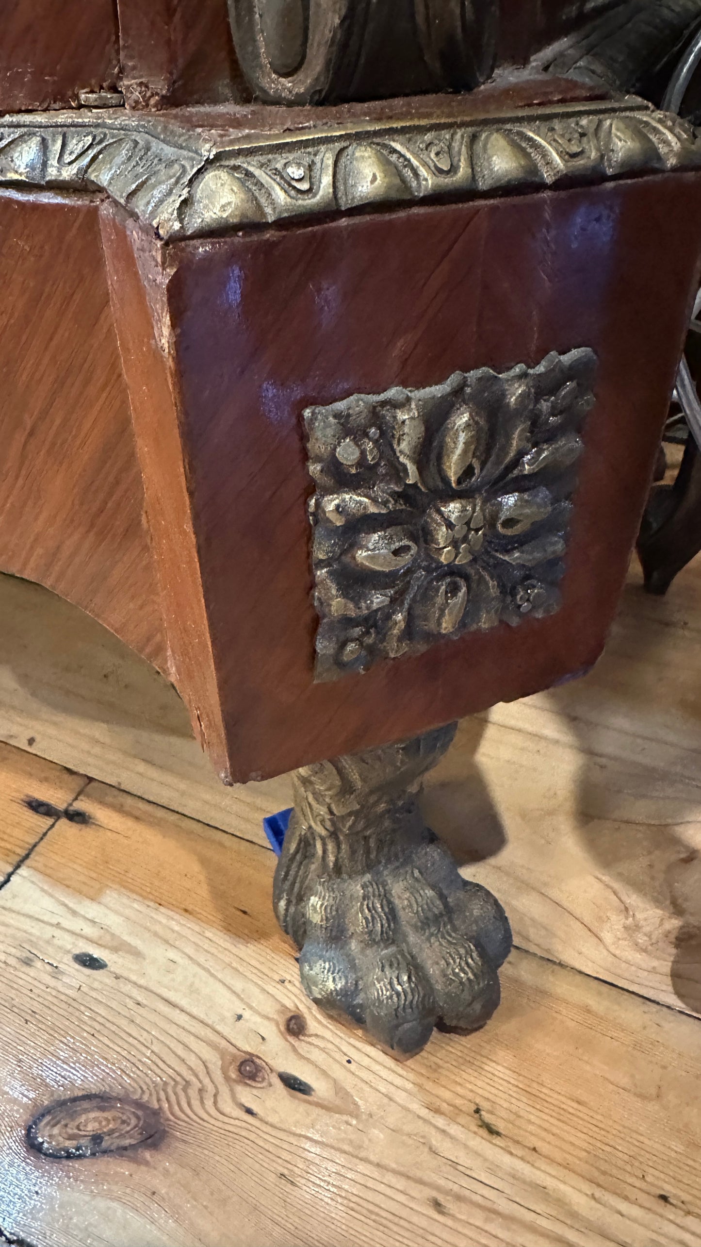 Vintage French Louis XVI Style Walnut Vitrine /Display Cabinet with Quality Ormolu Mounted Details