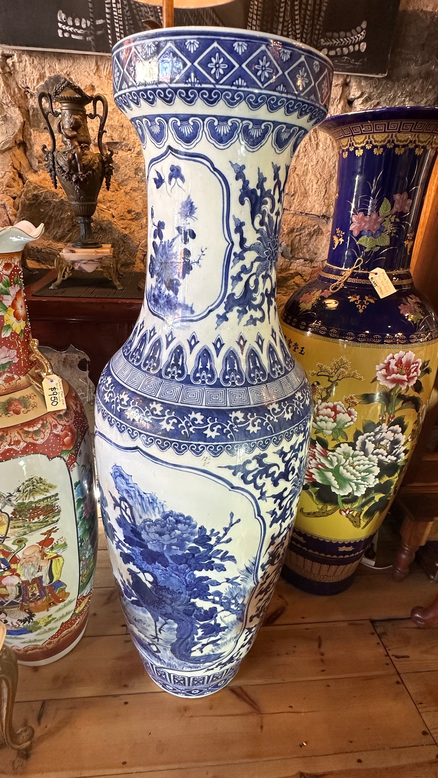Very large ceramic blue and white oriental vase (H 130 cm)