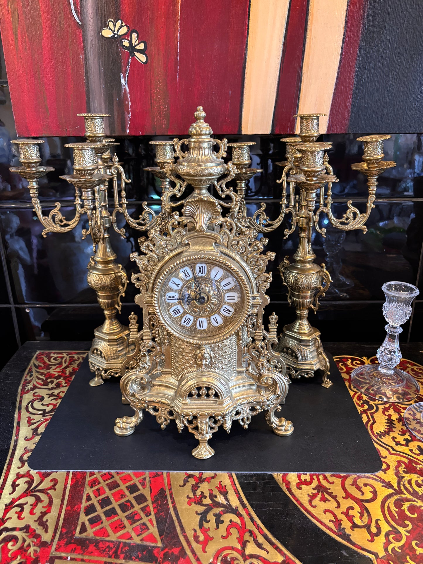 Ornate Brass Mantel Clock with Matching Candelabras – Baroque Style Quartz Clock Set – 41 cm