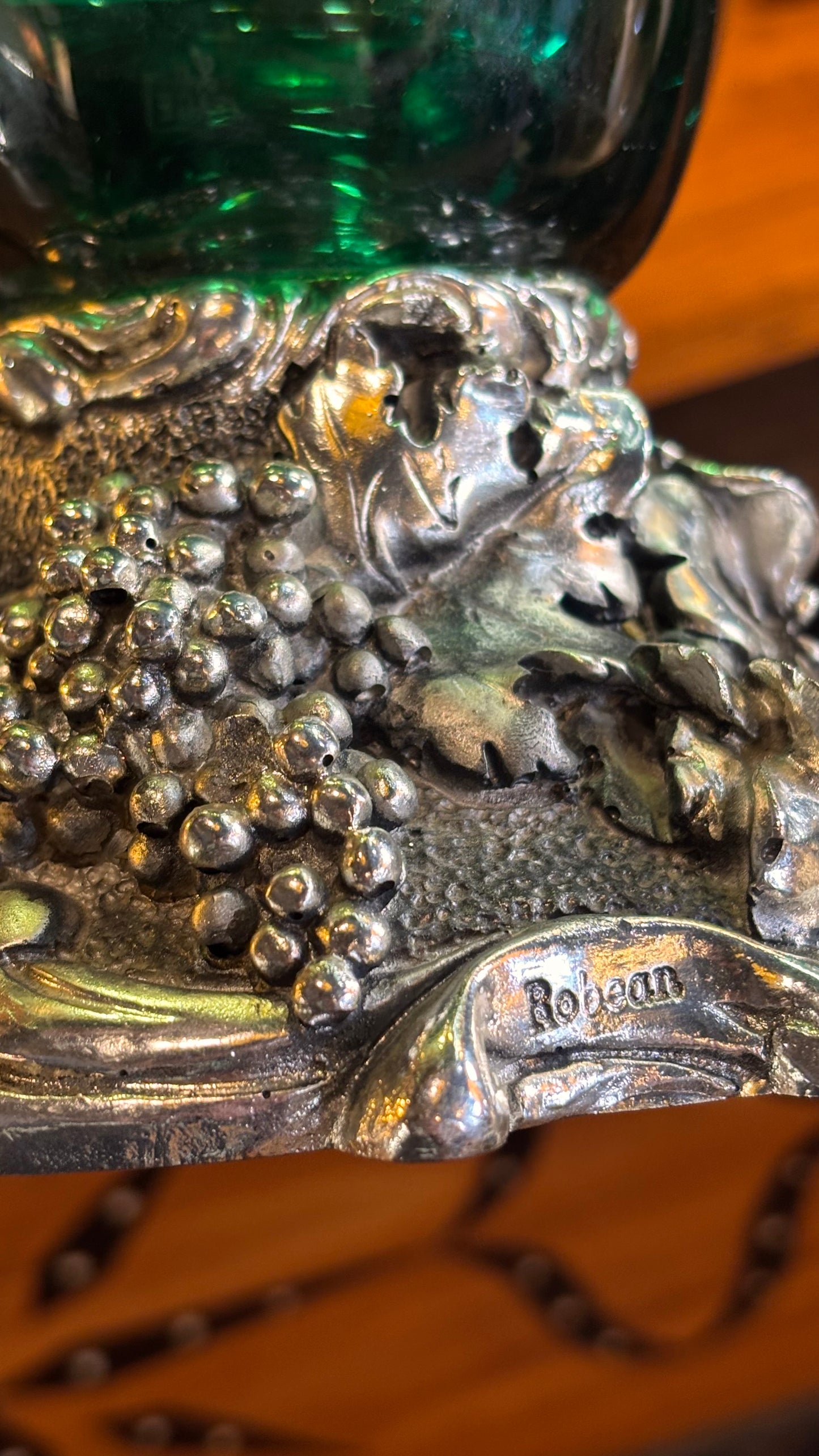 Vintage Italian Green Glass Centerpiece Bowl with Silver Base – Robean – Handcrafted Rococo Style, 35cm