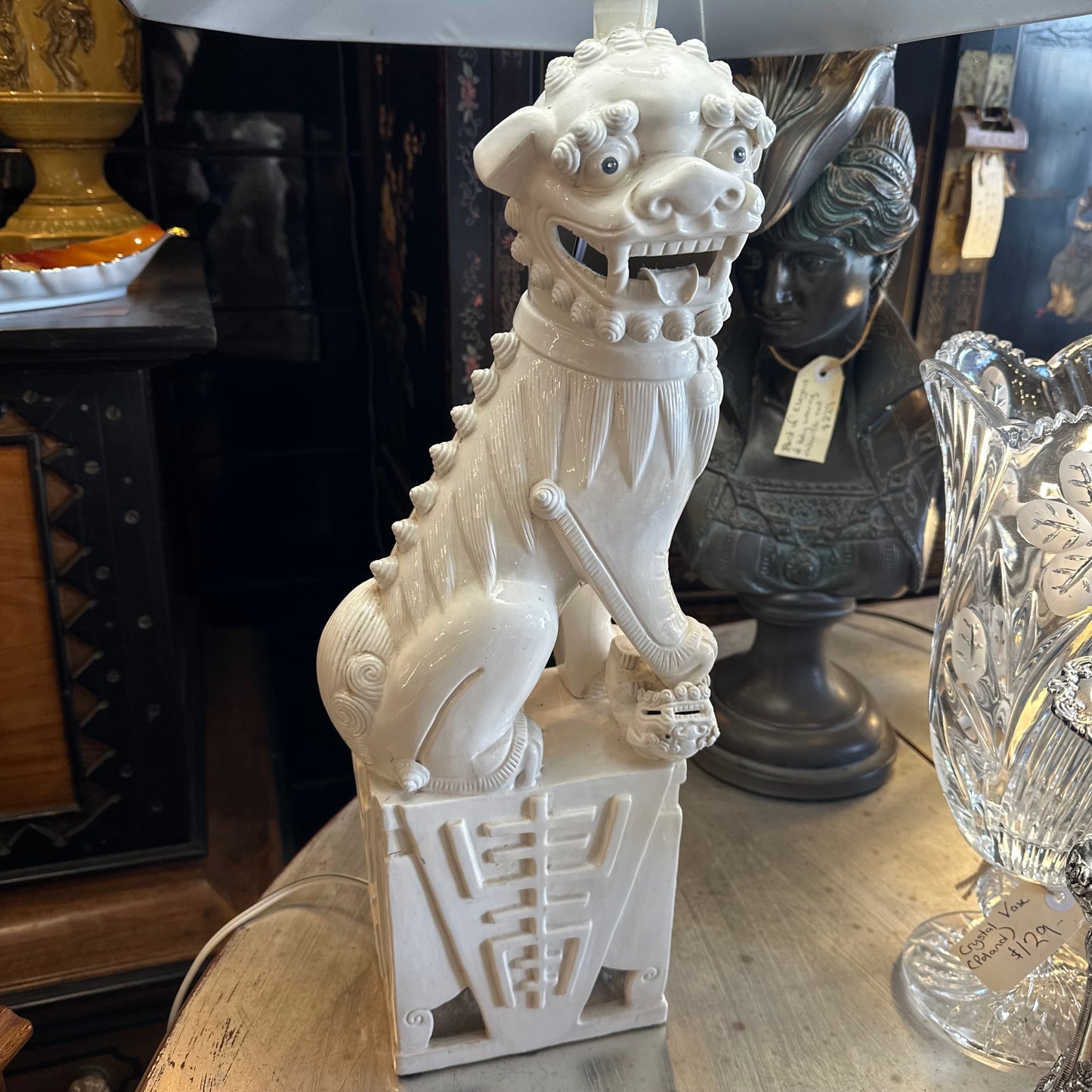 White Glazed Ceramic Foo Dog Lamp
