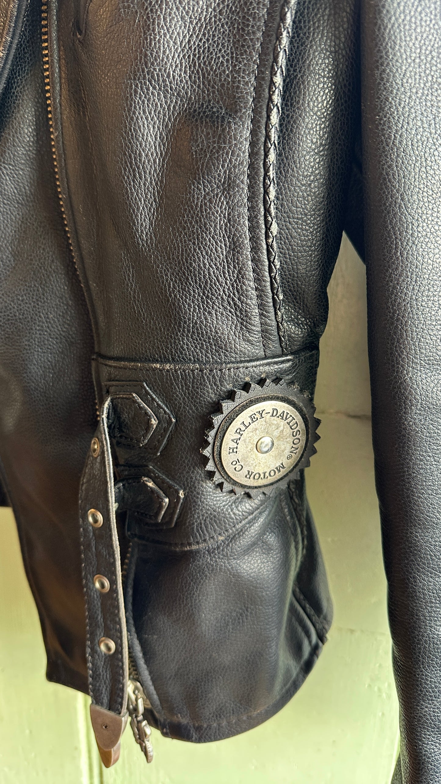 Vintage Harley Davidson Leather Ladies Jacket, Size Small-Women’s