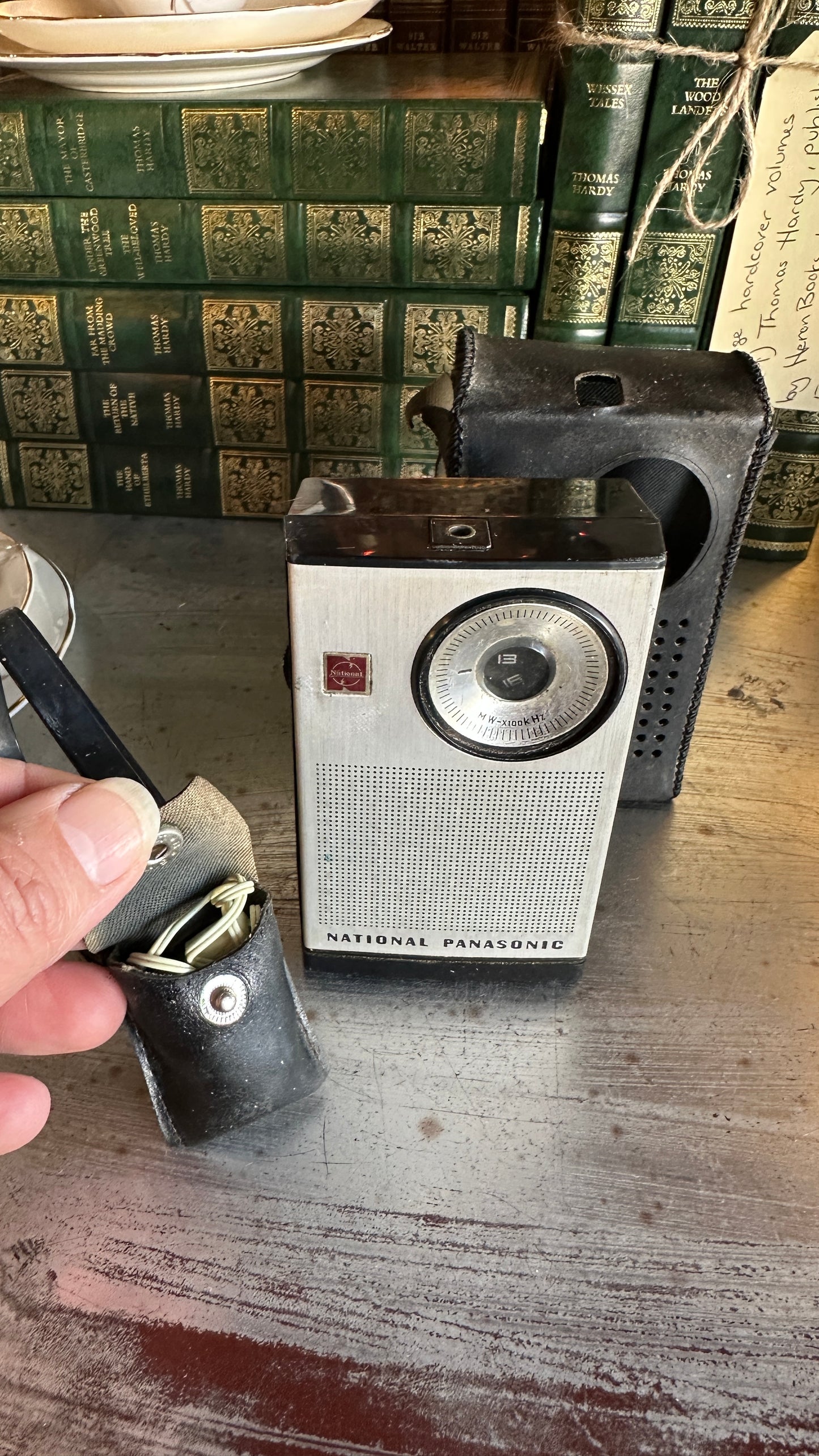 Vintage National Panasonic R-1032 Transistor Pocket Radio (Japan, c. 1970) - With Original Leather Case and Ear Plugs