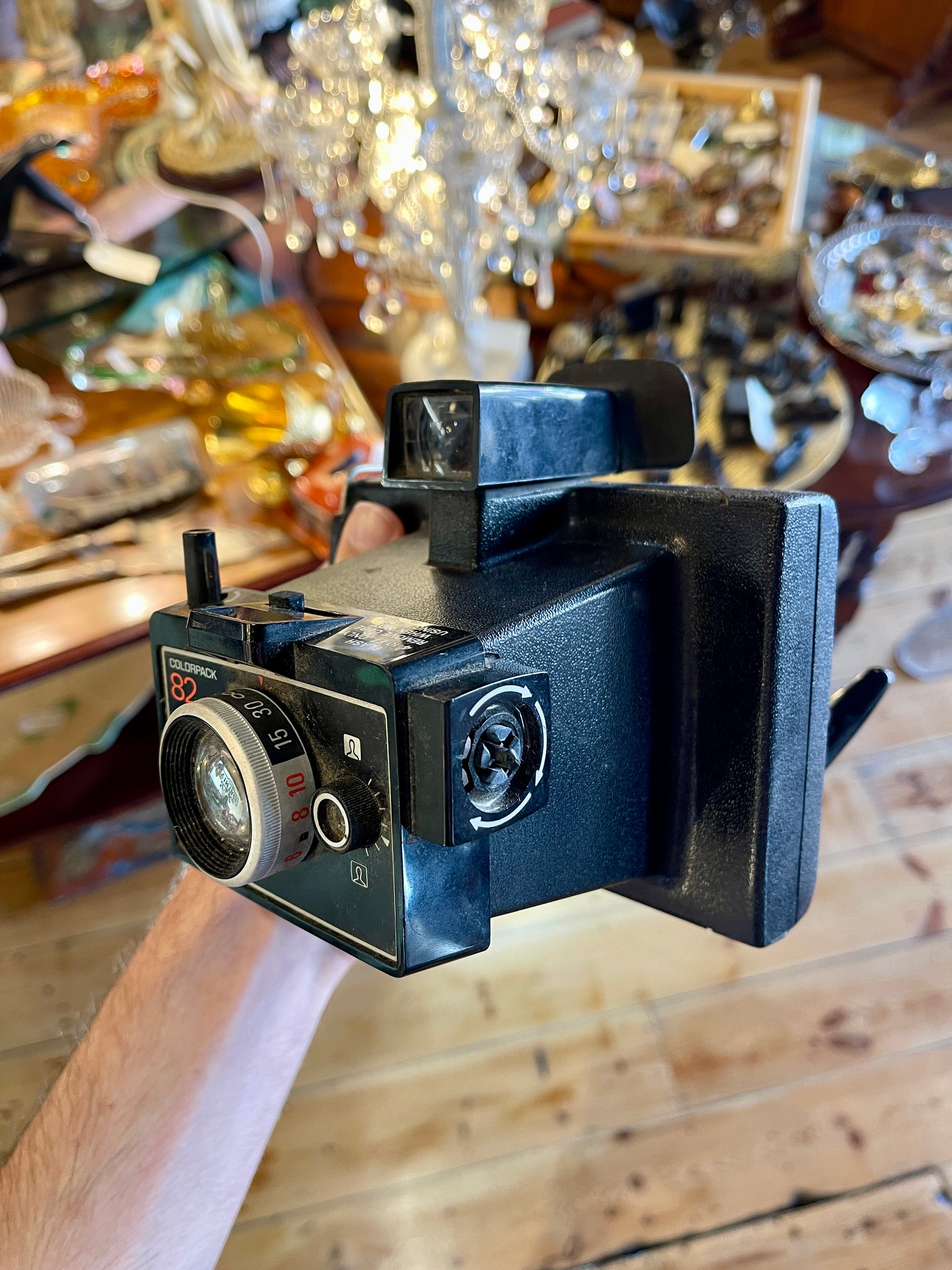 Vintage Polaroid Colorpack 82 Land Camera – Retro Instant Film