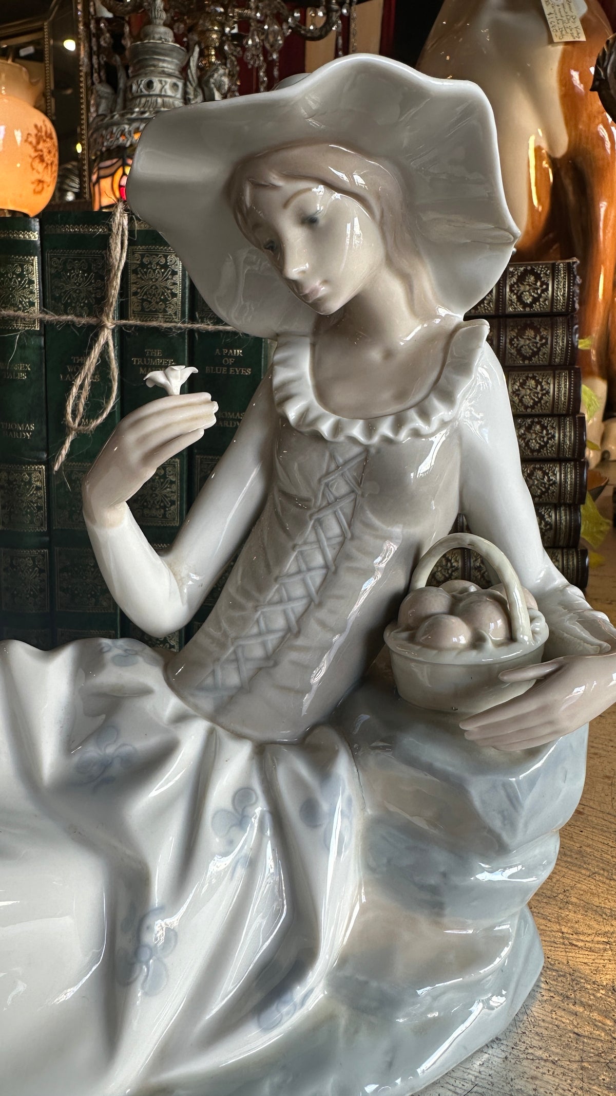 Vintage NAO by Lladro Porcelain Figurine "Lady Sitting With Flowers"