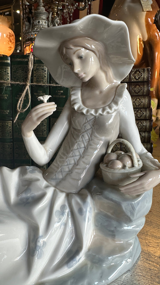 Vintage NAO by Lladro Porcelain Figurine "Lady Sitting With Flowers"