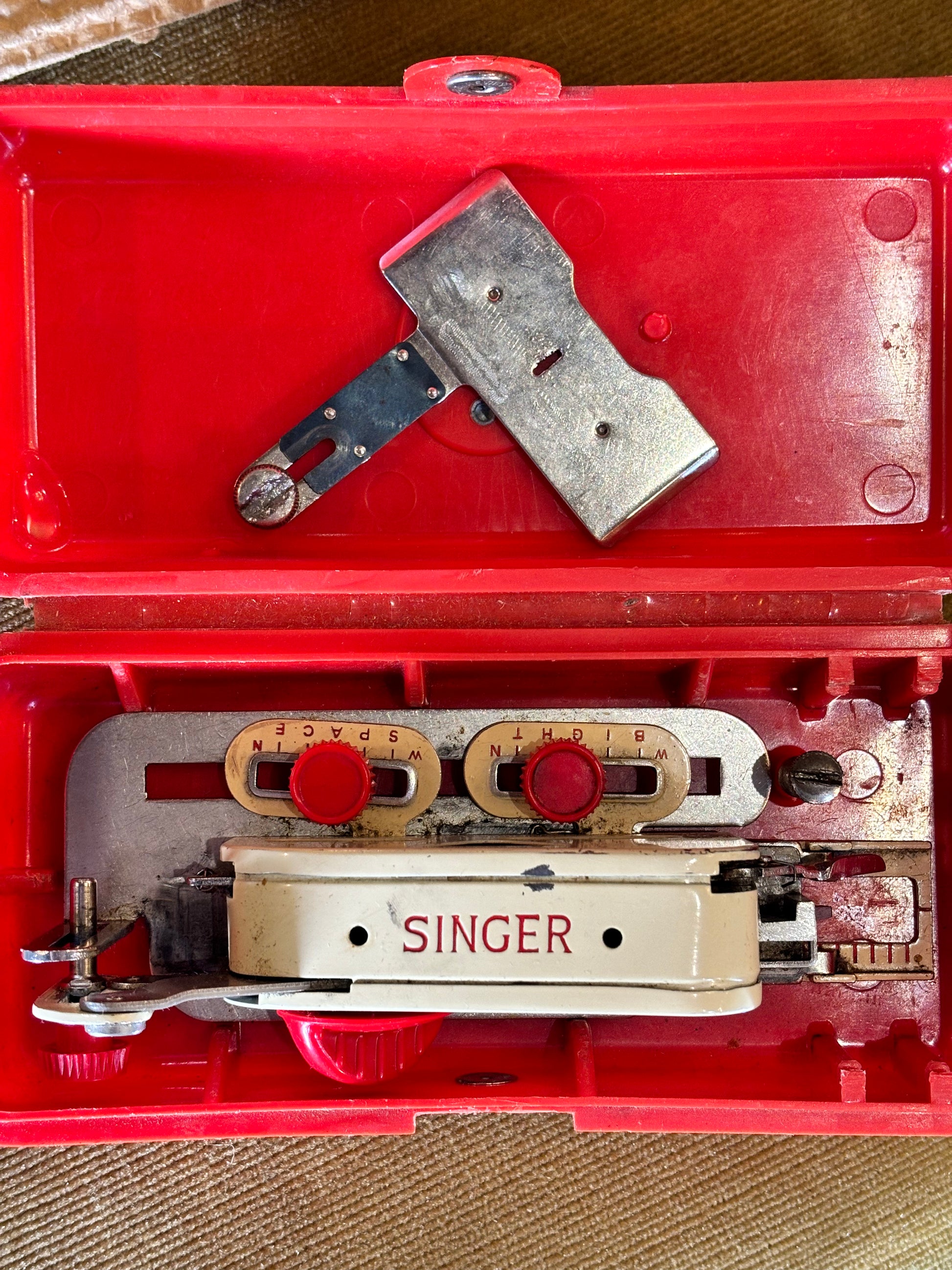 Original Singer Buttonhole Attachment for Vintage Sewing Machine – La ...