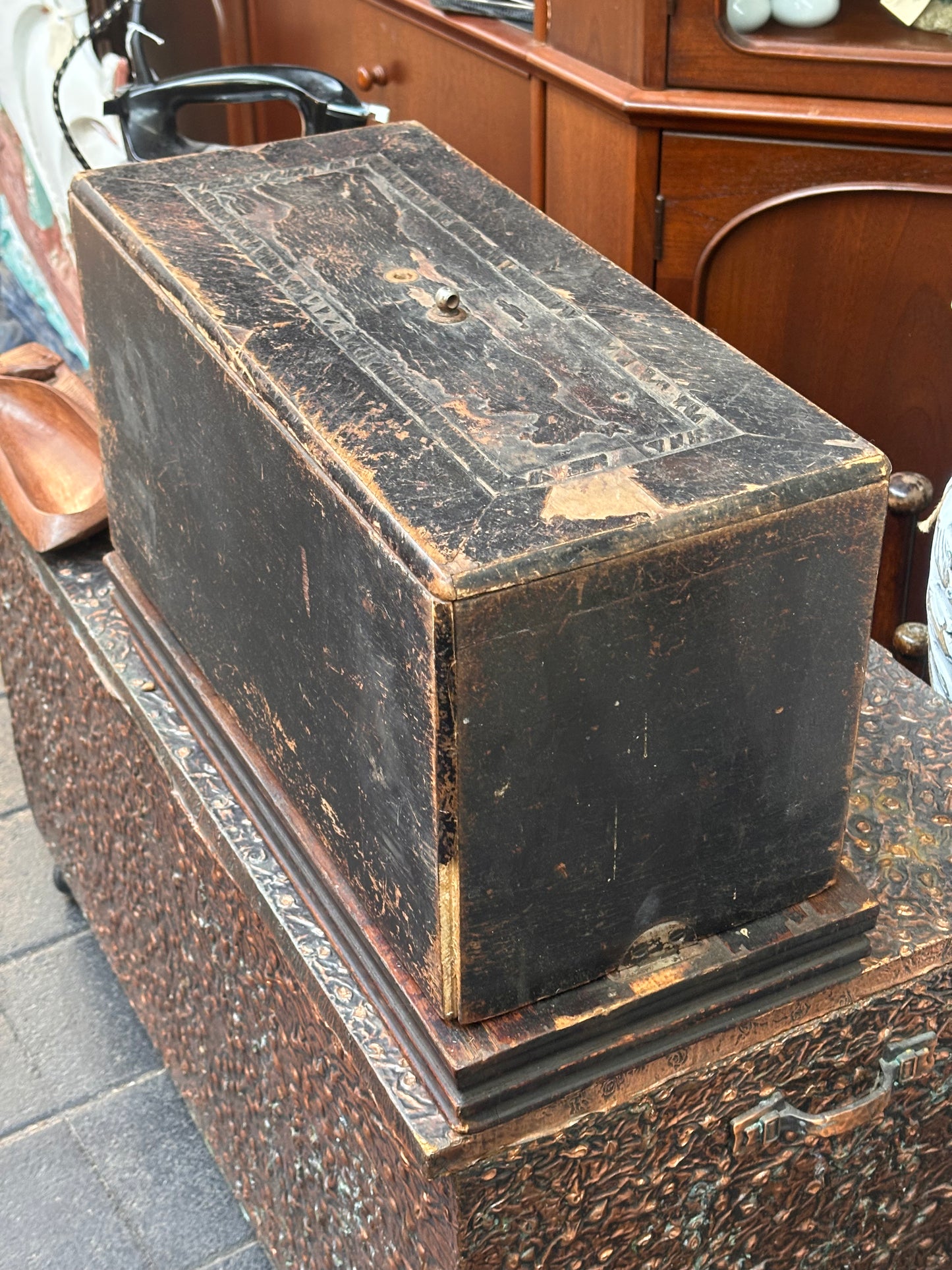 Antique Wertheim Hand Crank Sewing Machine c1900 – Frankfurt Germany with Wooden Case