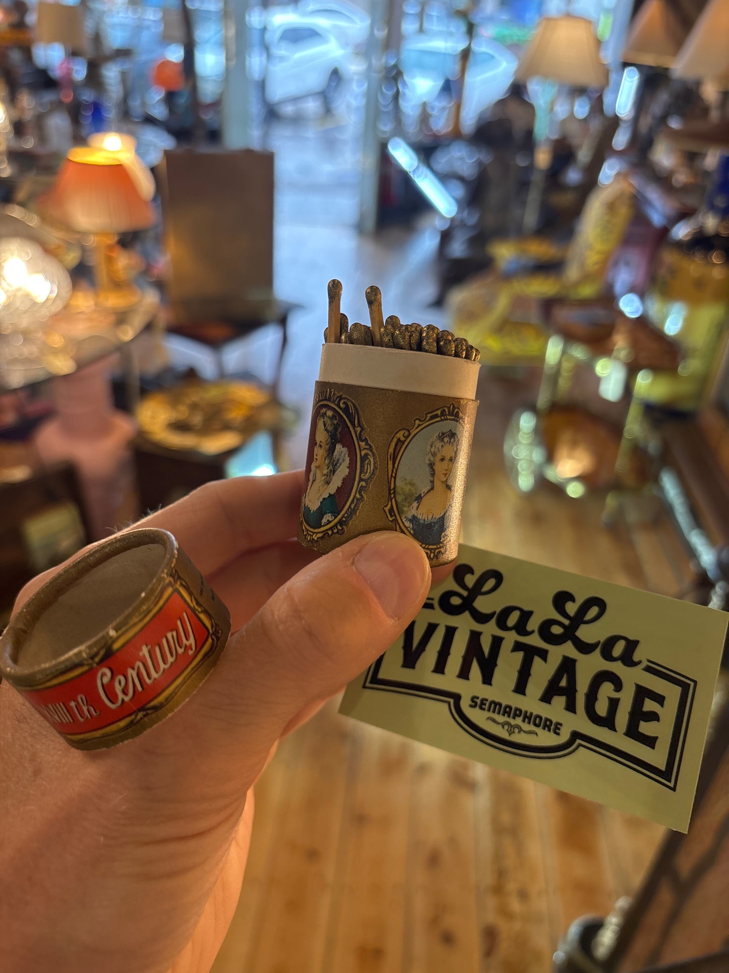 1920s German “Beauties XVIIIth Century” Celluloid-Top Match Barrel – Novelty Dummy Matches