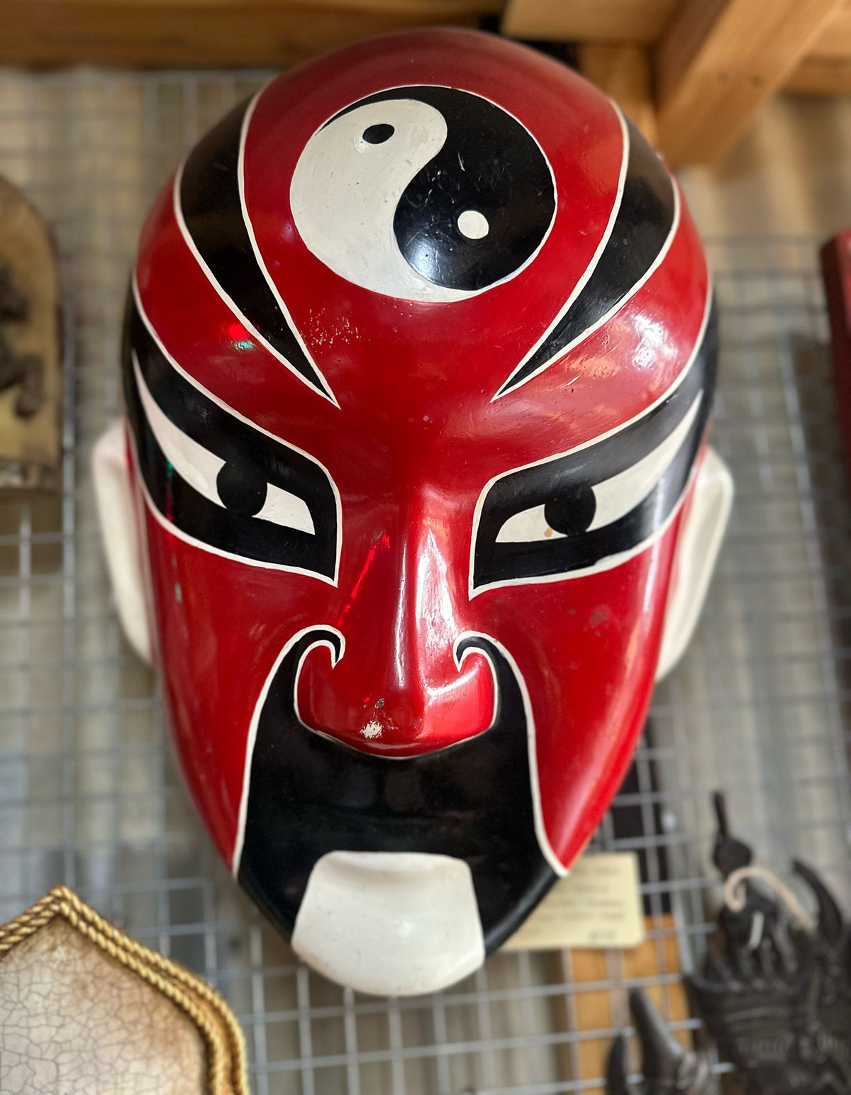 Handheld Opera Mask Chinese Opera Mask, large fibreglass – La La Vintage