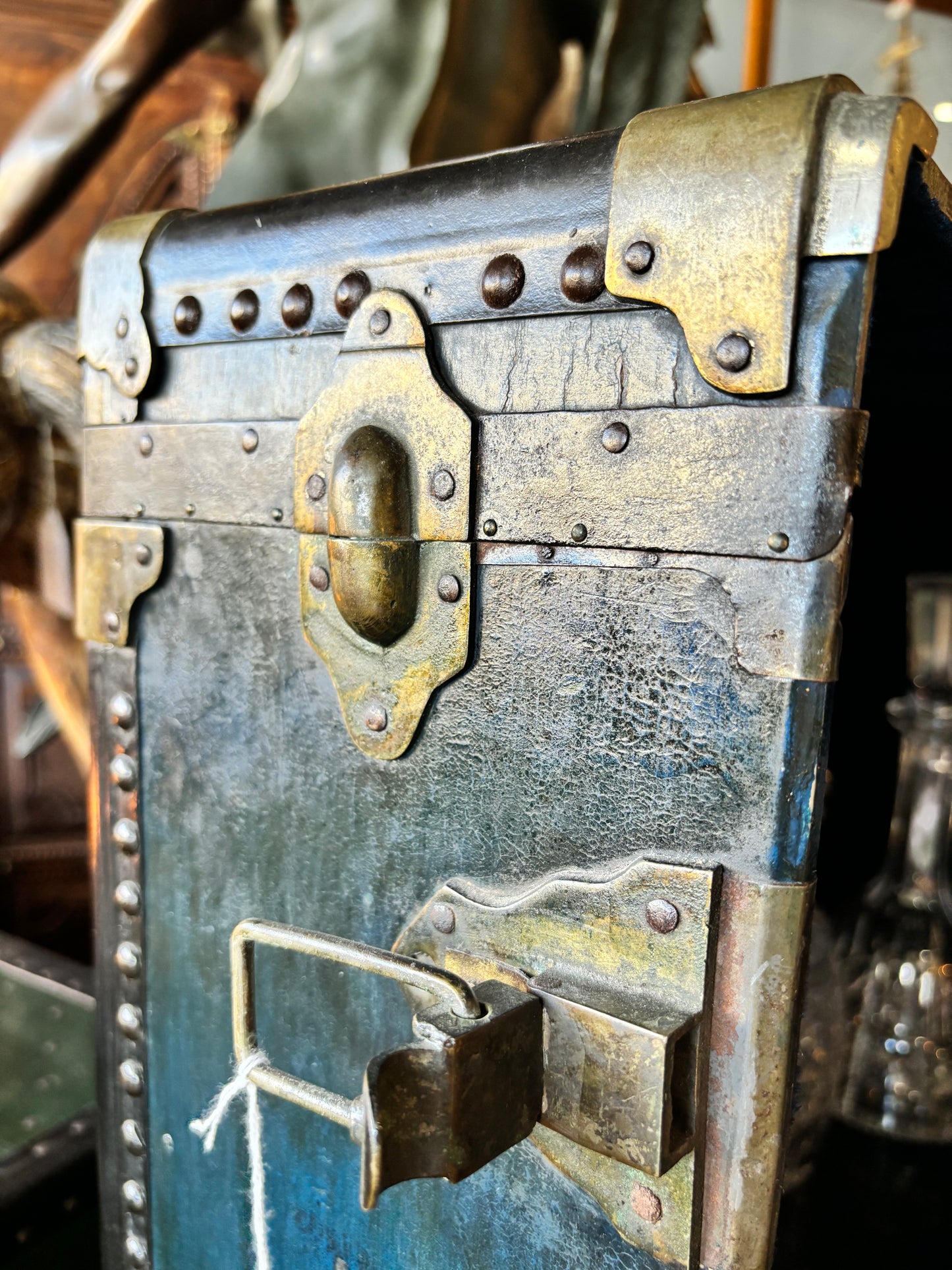 Early 1900s Steamer Bar Trunk